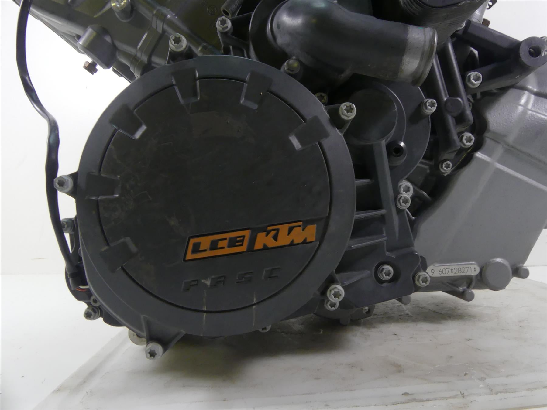 2019 KTM 1290R Super Adventure Running LC8 Engine Motor 3K -Video 6043000004424 {{ shop.shopifyCountryName }} - Mototech271