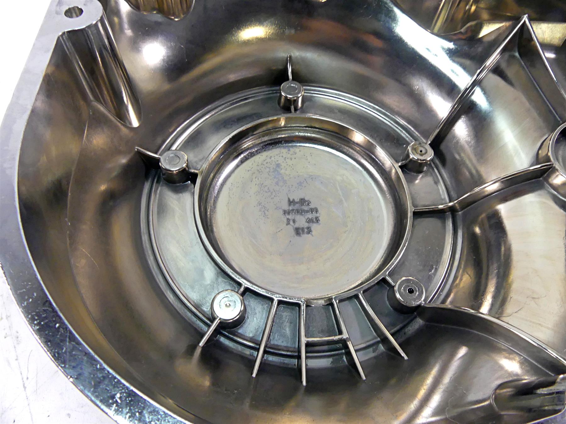 2011 Harley Softail FLSTF Fat Boy Outer Primary Drive Clutch Cover 60782-06A {{ shop.shopifyCountryName }} - Mototech271