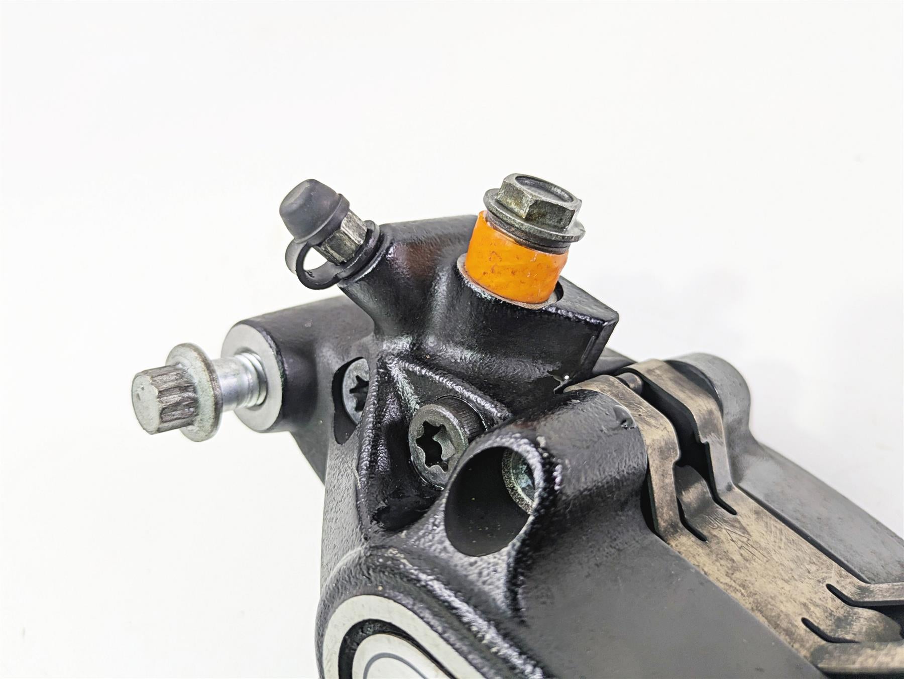 2020 Harley Softail FXST Standard Front Brake Caliper - Read 41300095 {{ shop.shopifyCountryName }} - Mototech271