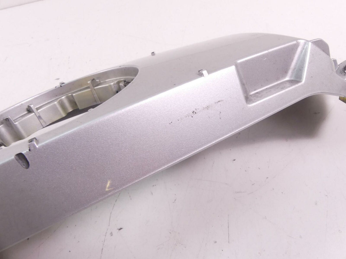 2008 BMW R1200RT K26 Center Tank Cover Fairing Titansilber 46637682974 {{ shop.shopifyCountryName }} - Mototech271
