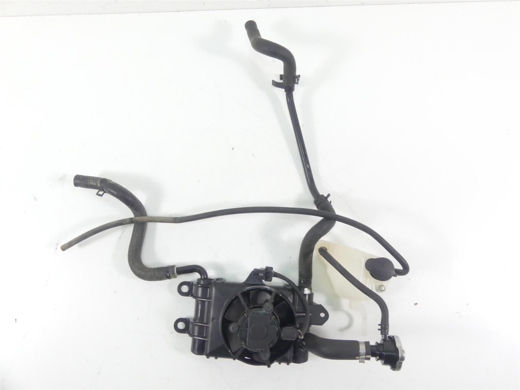 2014 Harley Touring FLHTK Electra Glide Right Radiator Fan Set 26800003 {{ shop.shopifyCountryName }} - Mototech271