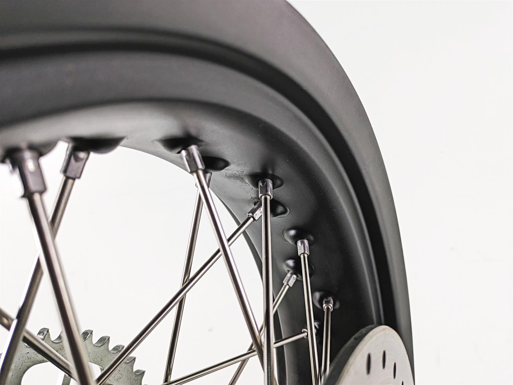 2018 KTM 1090 Adventure R Straight Rear Wheel Spoke Rim 18X4.5 6031000124433A {{ shop.shopifyCountryName }} - Mototech271
