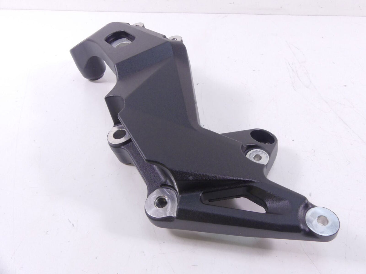 2013 Mv Agusta F4RR Right Frame To Swingarm Bracket Mount Wall 8AC0B3478 {{ shop.shopifyCountryName }} - Mototech271