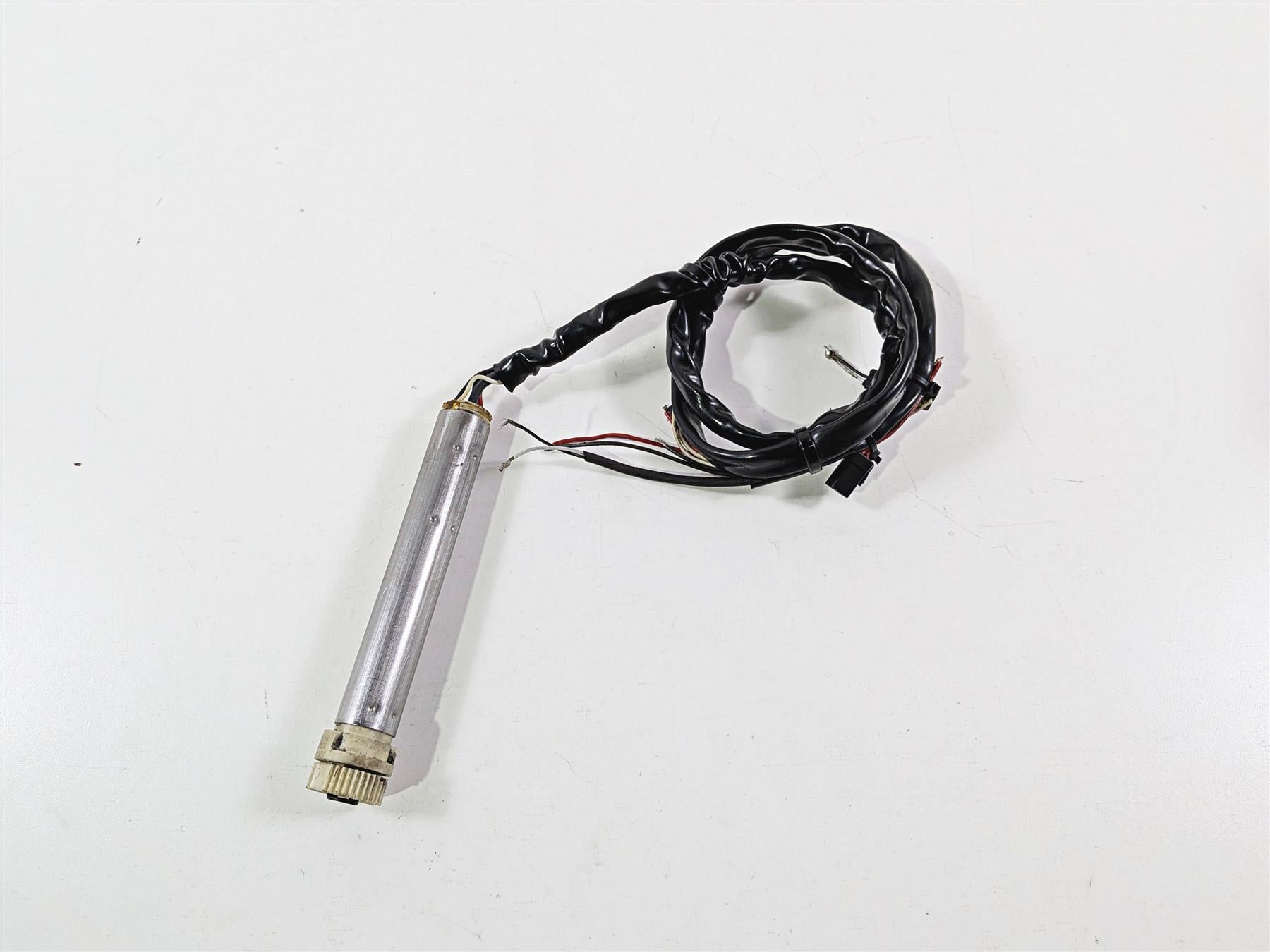 2016 Harley Touring FLHX Street Glide Throttle Ride By Wire Sensor Read 32700050 {{ shop.shopifyCountryName }} - Mototech271