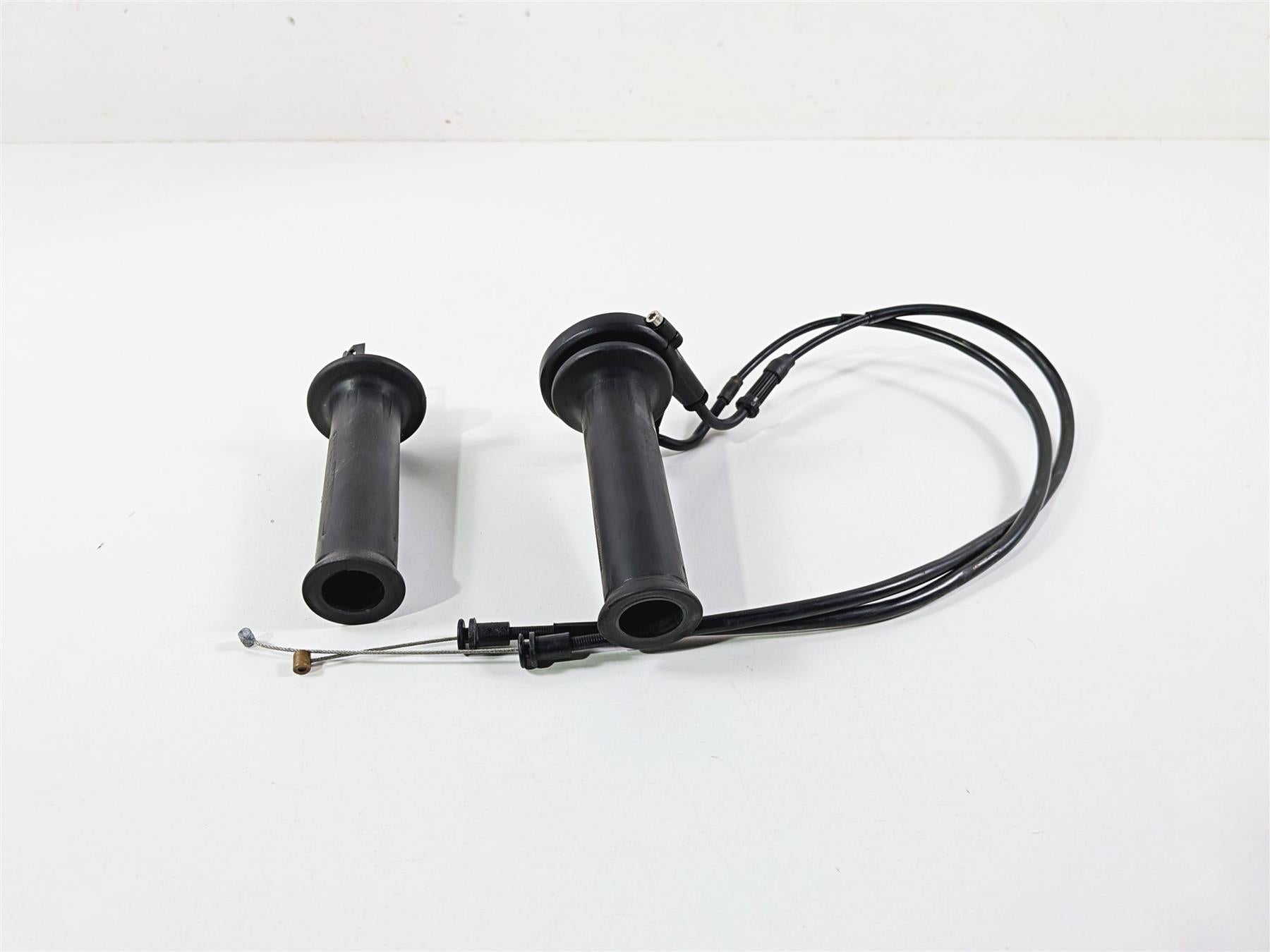 2014 BMW S1000RR K46 Left Right Hand Grip Set Heated 61318522476 61317708227 {{ shop.shopifyCountryName }} - Mototech271