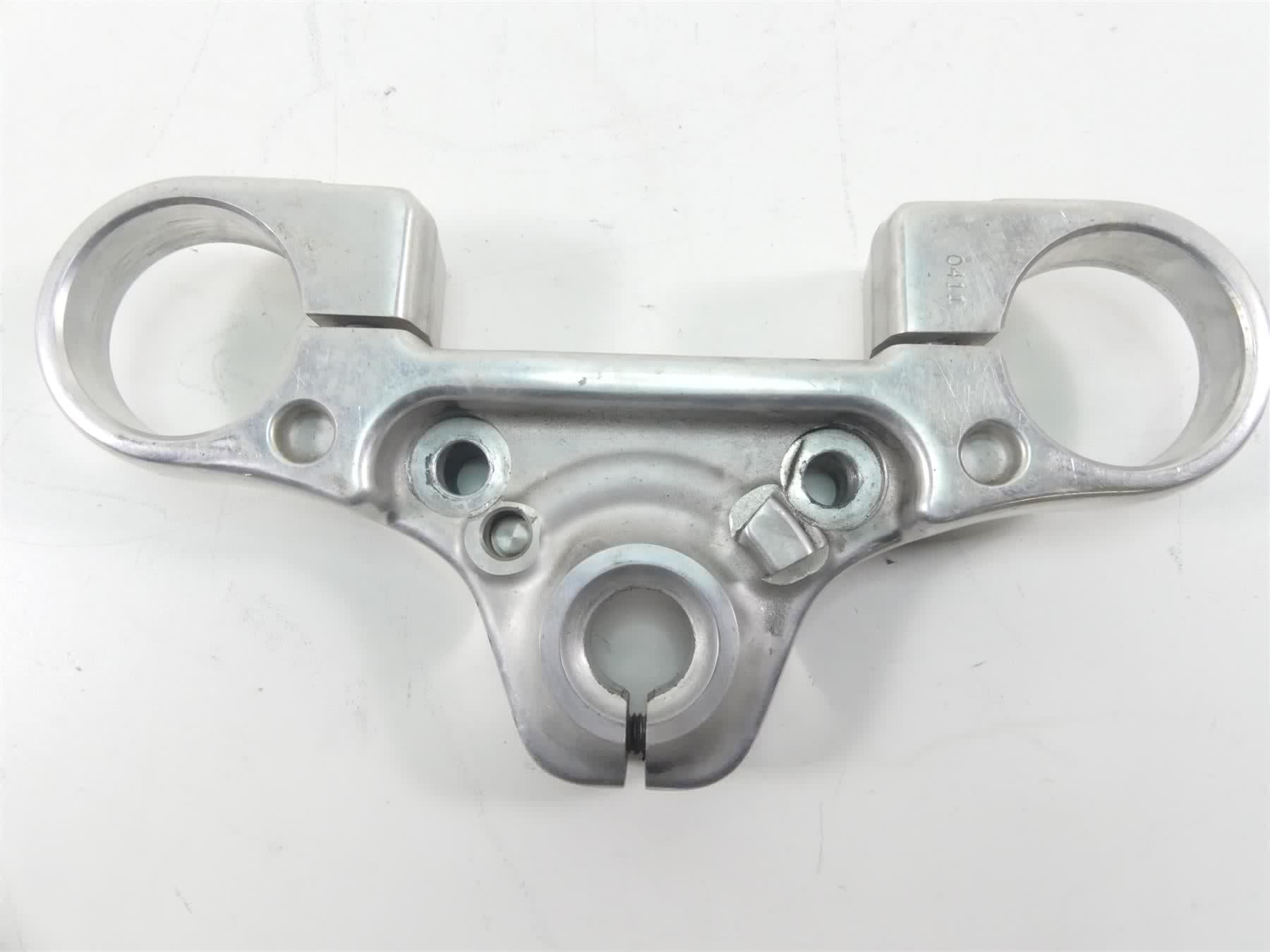 2011 Harley VRSCF Muscle Rod Upper Triple Tree Steering Clamp 46891-09C {{ shop.shopifyCountryName }} - Mototech271