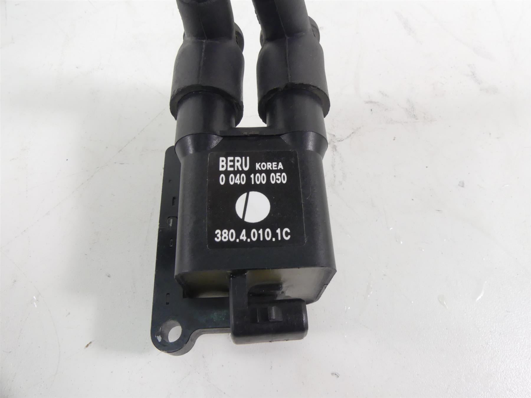 2006 Ducati Multistrada 1000S Beru Ignition Coil Set -Tested 38040101C {{ shop.shopifyCountryName }} - Mototech271
