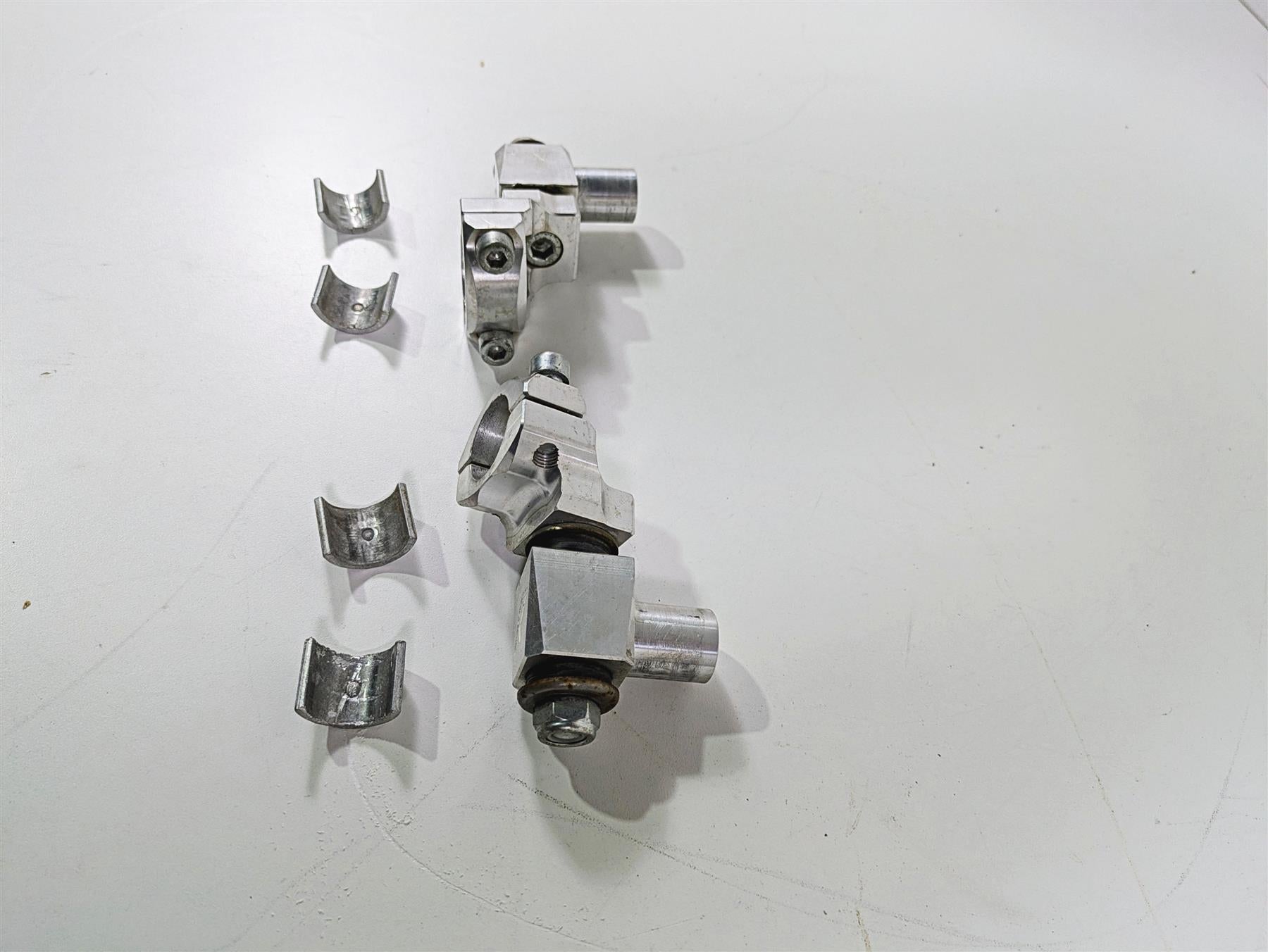 2015 Triumph Tiger Explorer XC Rox Anti-Vibration Handlebar Riser Set {{ shop.shopifyCountryName }} - Mototech271