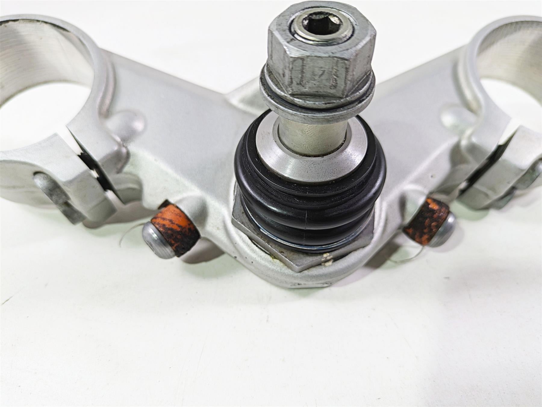2009 BMW R1200GS K255 Adv Lower Triple Tree Steering Clamp 31427664956 {{ shop.shopifyCountryName }} - Mototech271