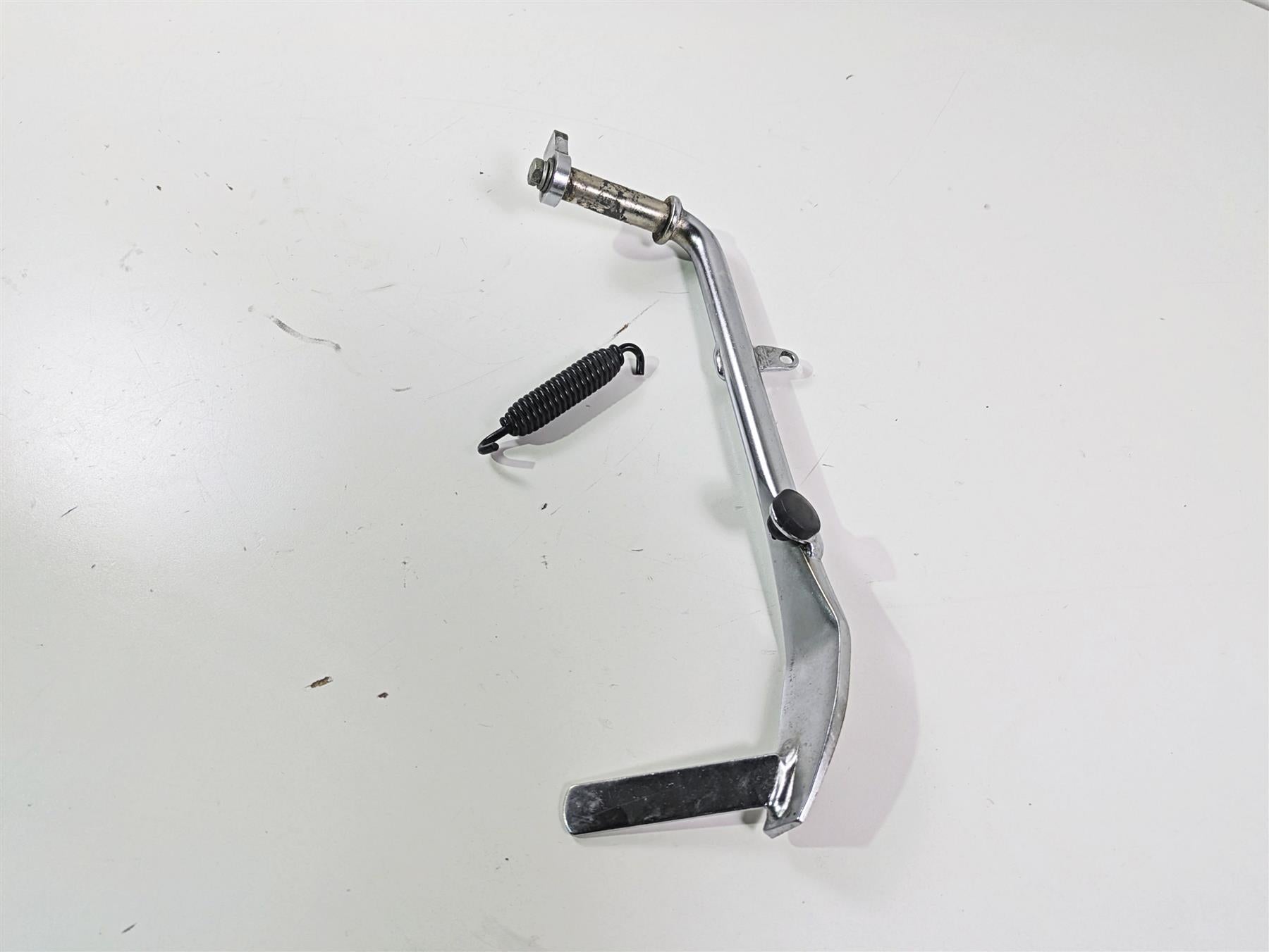 2010 Harley Touring FLHXSE CVO Street Glide Side Kick Jiffy Kickstand 50075-07A {{ shop.shopifyCountryName }} - Mototech271