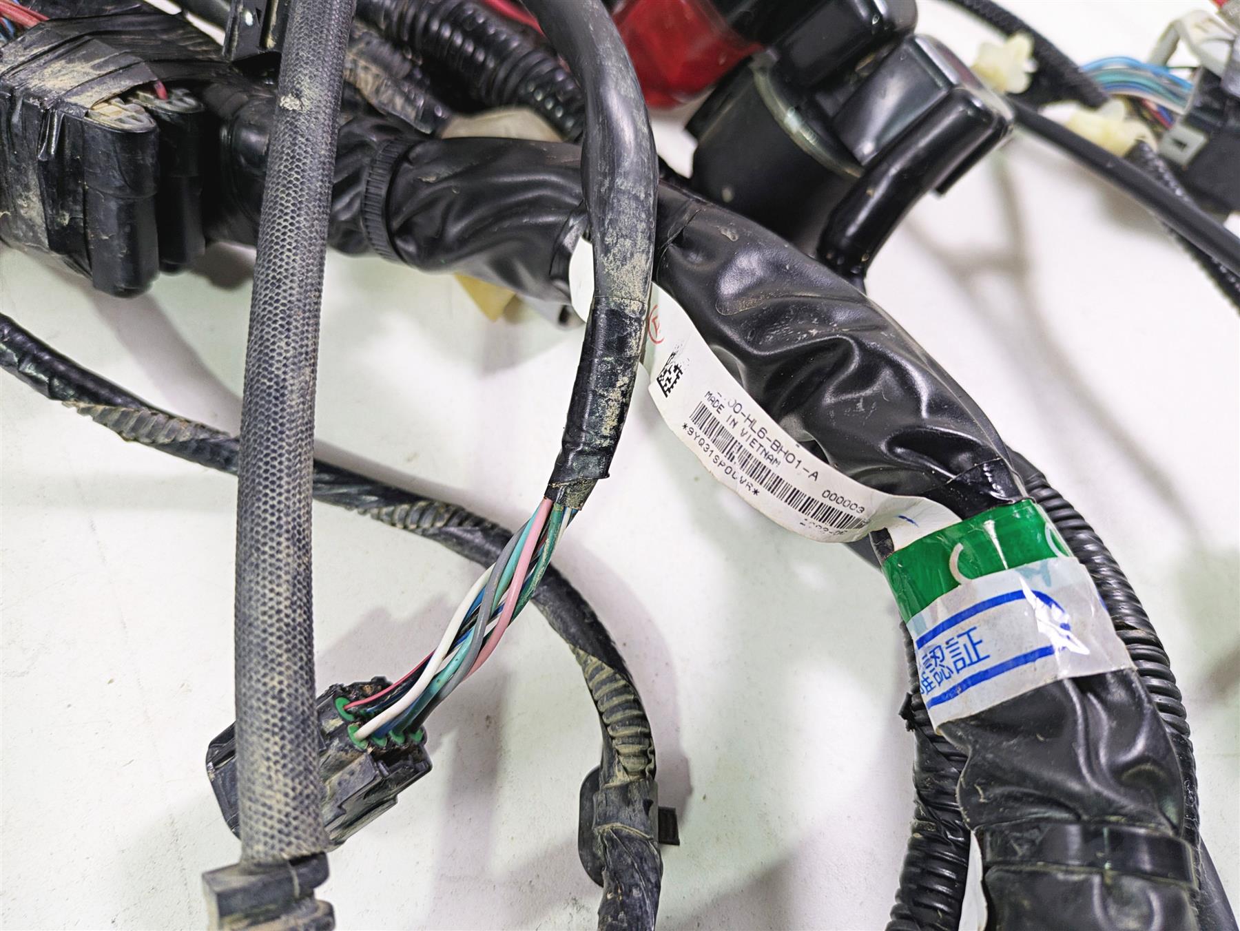 2023 Honda Talon SXS1000 S2R Main Wiring Harness Loom Set - No Cut 32100-HL6-BH0 {{ shop.shopifyCountryName }} - Mototech271
