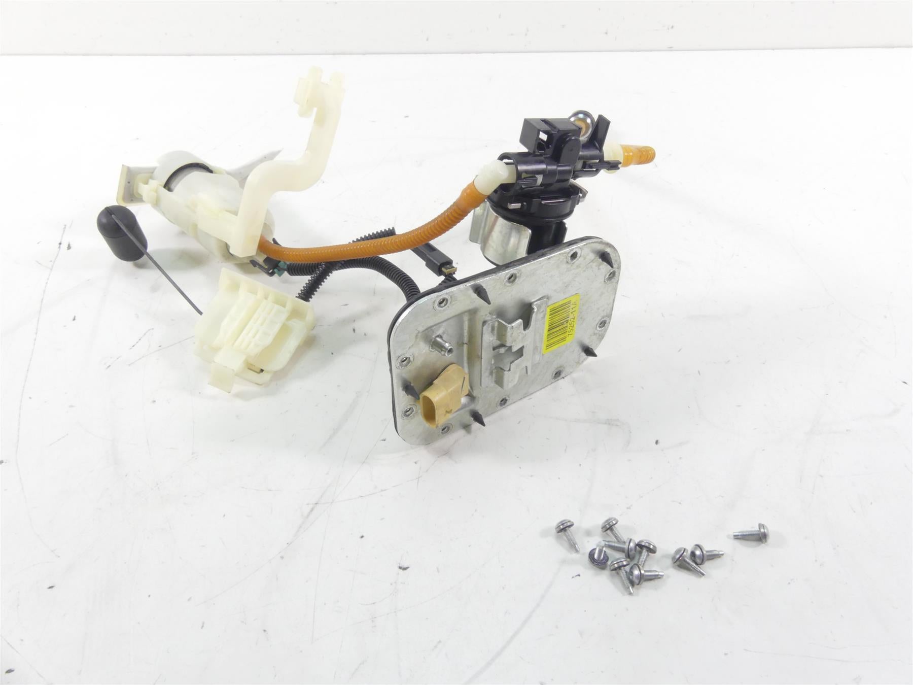 2017 Harley FLS Softail Slim Fuel Gas Petrol Pump - Tested 75252-11A 75284-08A {{ shop.shopifyCountryName }} - Mototech271