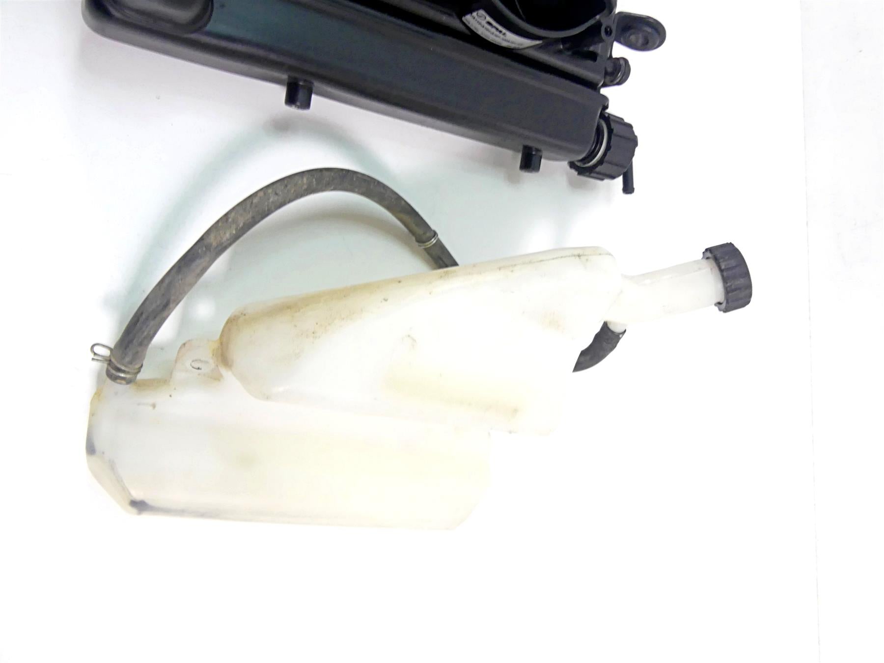 2015 KTM 1190 Adventure Radiator Fan Reservoir Hoses Set 60335010100 60335010000 {{ shop.shopifyCountryName }} - Mototech271