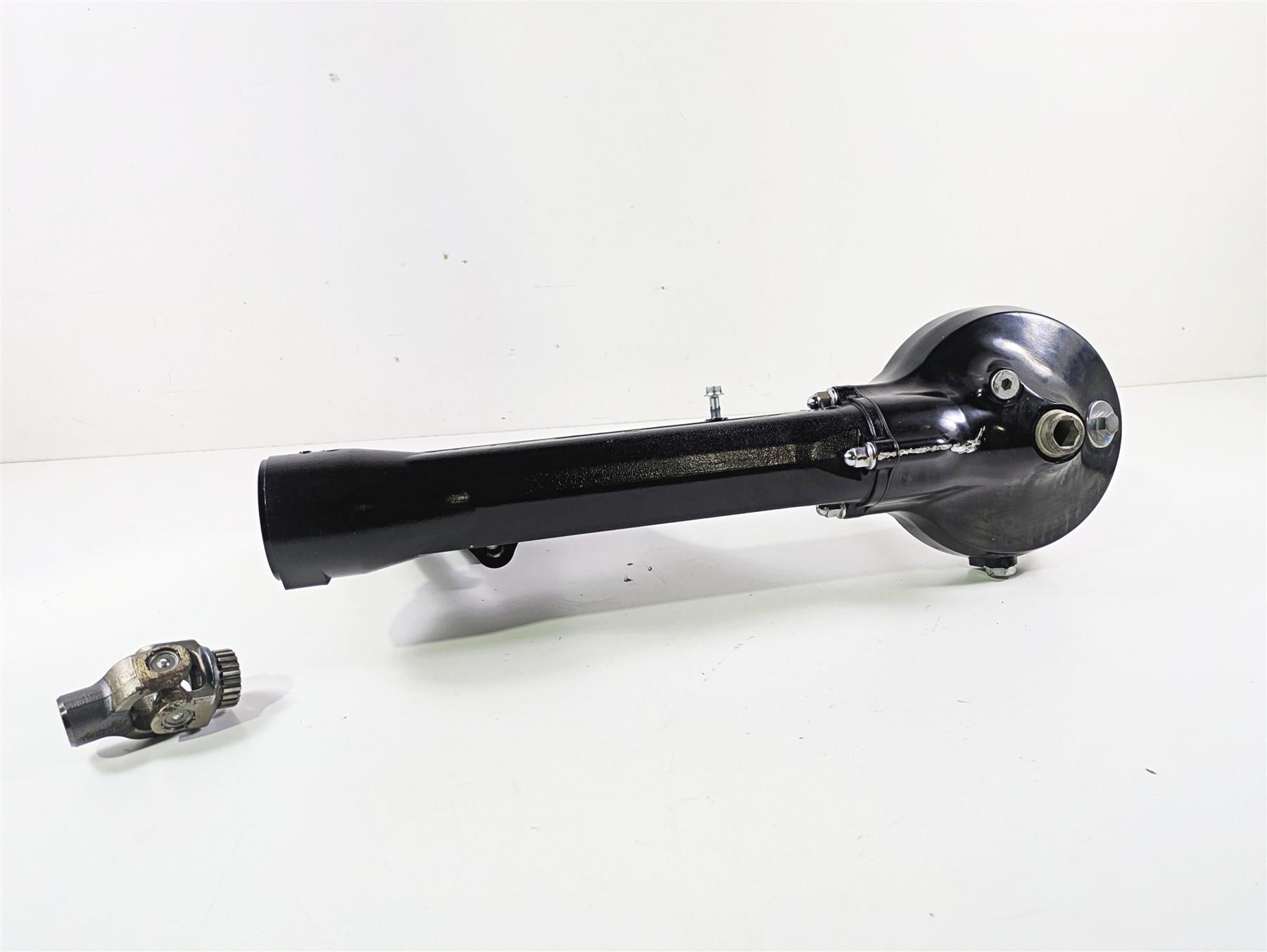 2019 Suzuki M109R VZR1800 Boulevard Swingarm Differential Shaft 27300-48850-019 {{ shop.shopifyCountryName }} - Mototech271