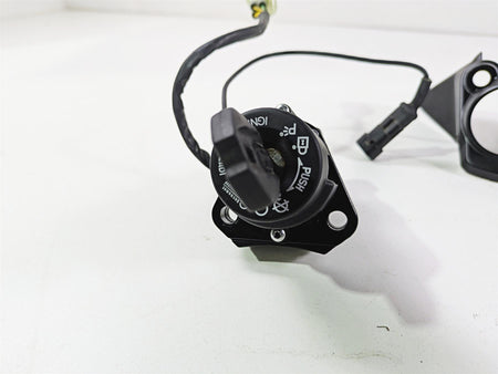 2022 Ducati Hypermotard 950 Speedo Dash Ignition Switch Key Lock 4K 40611591C {{ shop.shopifyCountryName }} - Mototech271