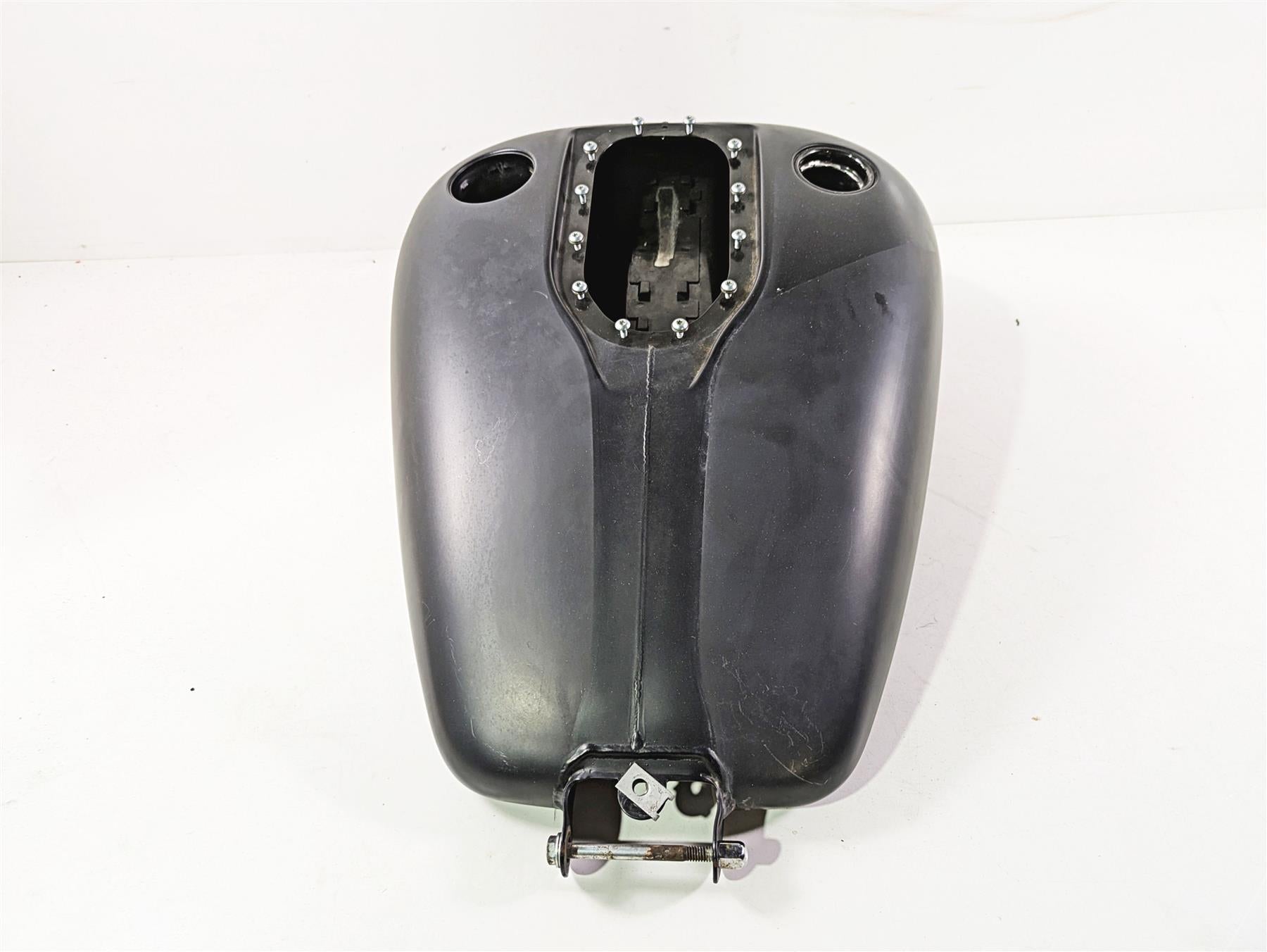 2017 Harley Dyna FXDB Street Bob Fuel Gas Petrol Tank Black Denim -Read 61000707 {{ shop.shopifyCountryName }} - Mototech271