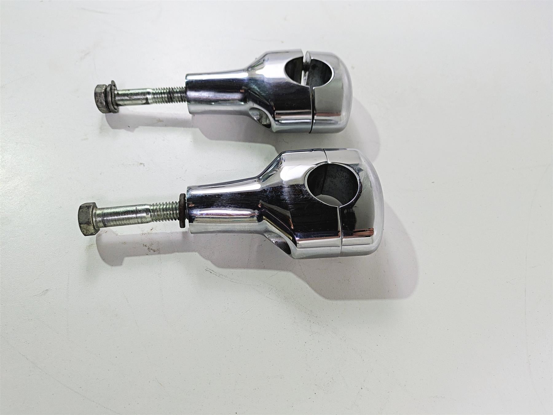 2008 Harley FXCWC Softail Rocker Oem Chrome Fat Bar 3.6" Riser Set 56916-07 {{ shop.shopifyCountryName }} - Mototech271