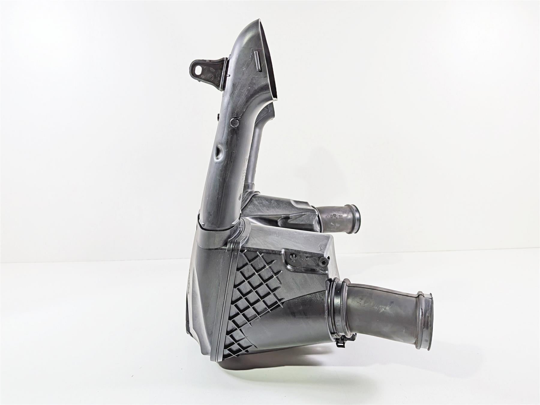 2023 BMW R1250RT RTP K52 Air Cleaner Breather Filter & Tubes 13718567190 {{ shop.shopifyCountryName }} - Mototech271