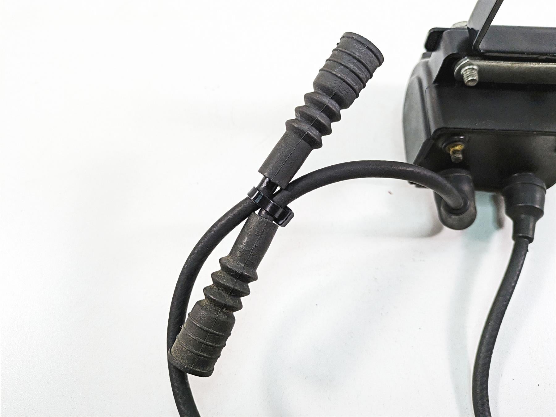 1986 Harley Sportster XLH 883 Ignition Coil Wires Plugs Set 31614-83A {{ shop.shopifyCountryName }} - Mototech271