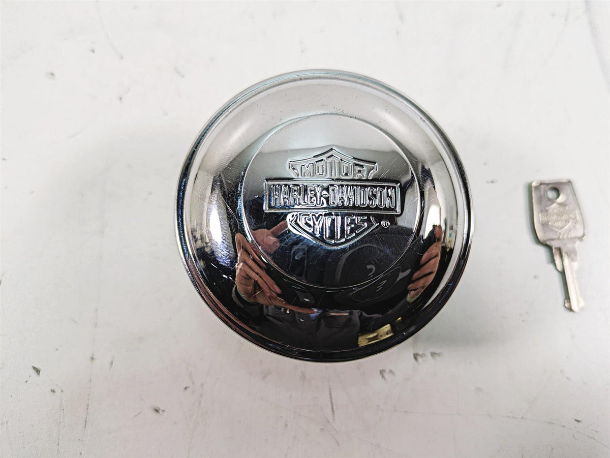 2006 Harley Softail FXSTSI Springer Chrome Fuel Gas Cap & Key {{ shop.shopifyCountryName }} - Mototech271