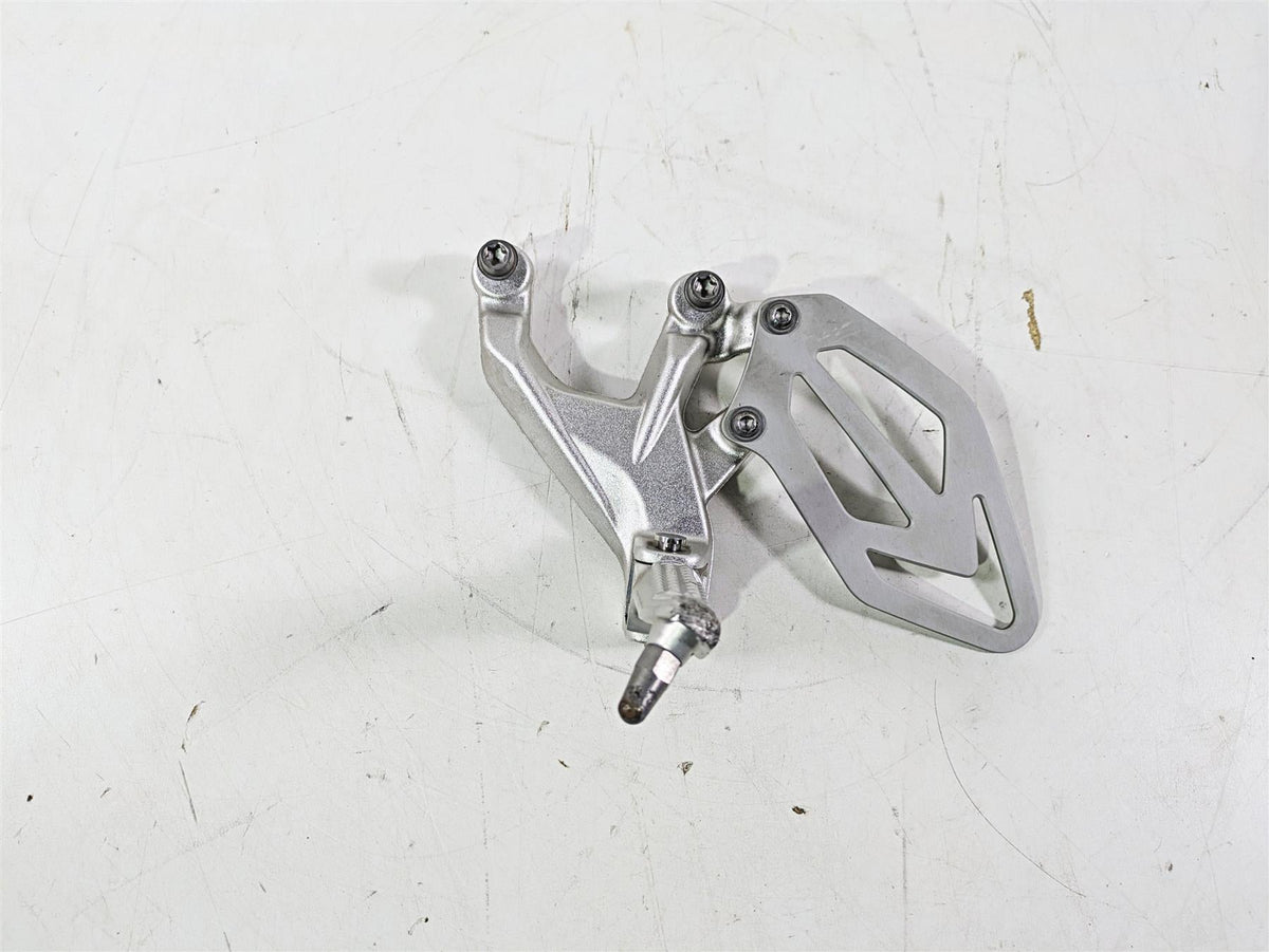 2016 BMW S1000RR K46 Left Foot Peg Set & Mount 46717728307 {{ shop.shopifyCountryName }} - Mototech271
