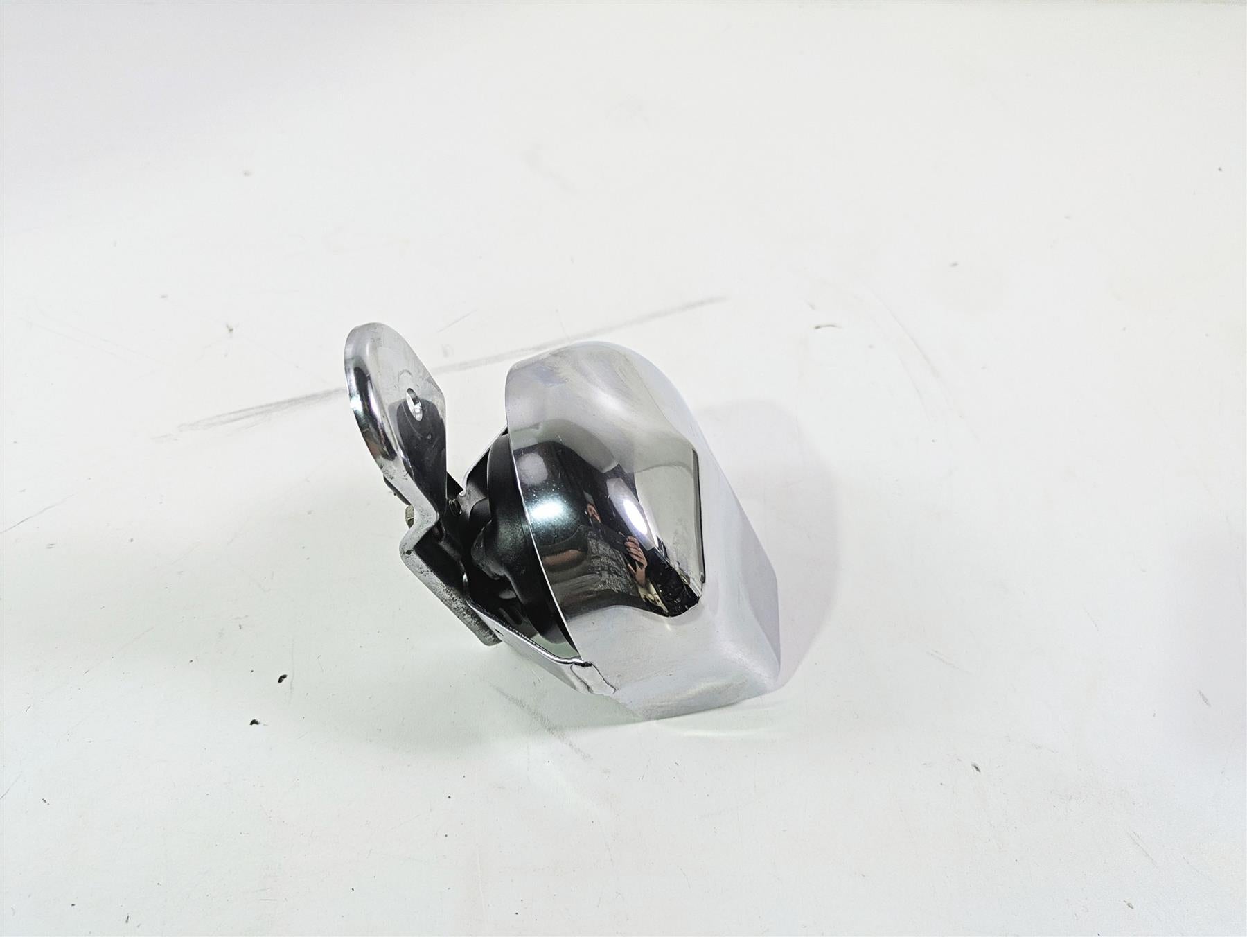 2007 Harley Touring FLHRSE CVO Road King Horn & Chrome Cover 61300478A {{ shop.shopifyCountryName }} - Mototech271