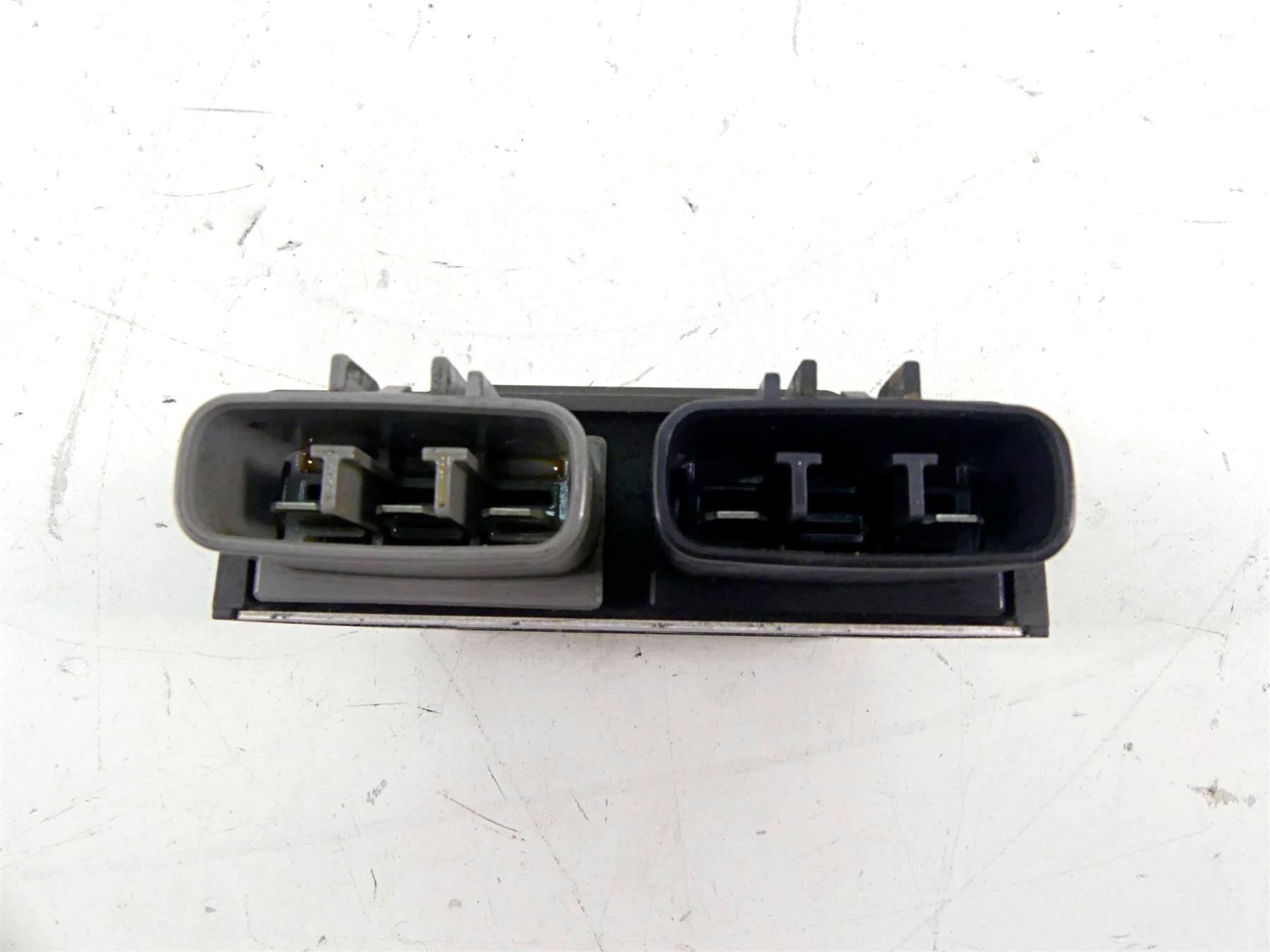 2015 BMW R1200GS GSW K50 Rectifier Voltage Regulator FH020AA 12318523367 {{ shop.shopifyCountryName }} - Mototech271