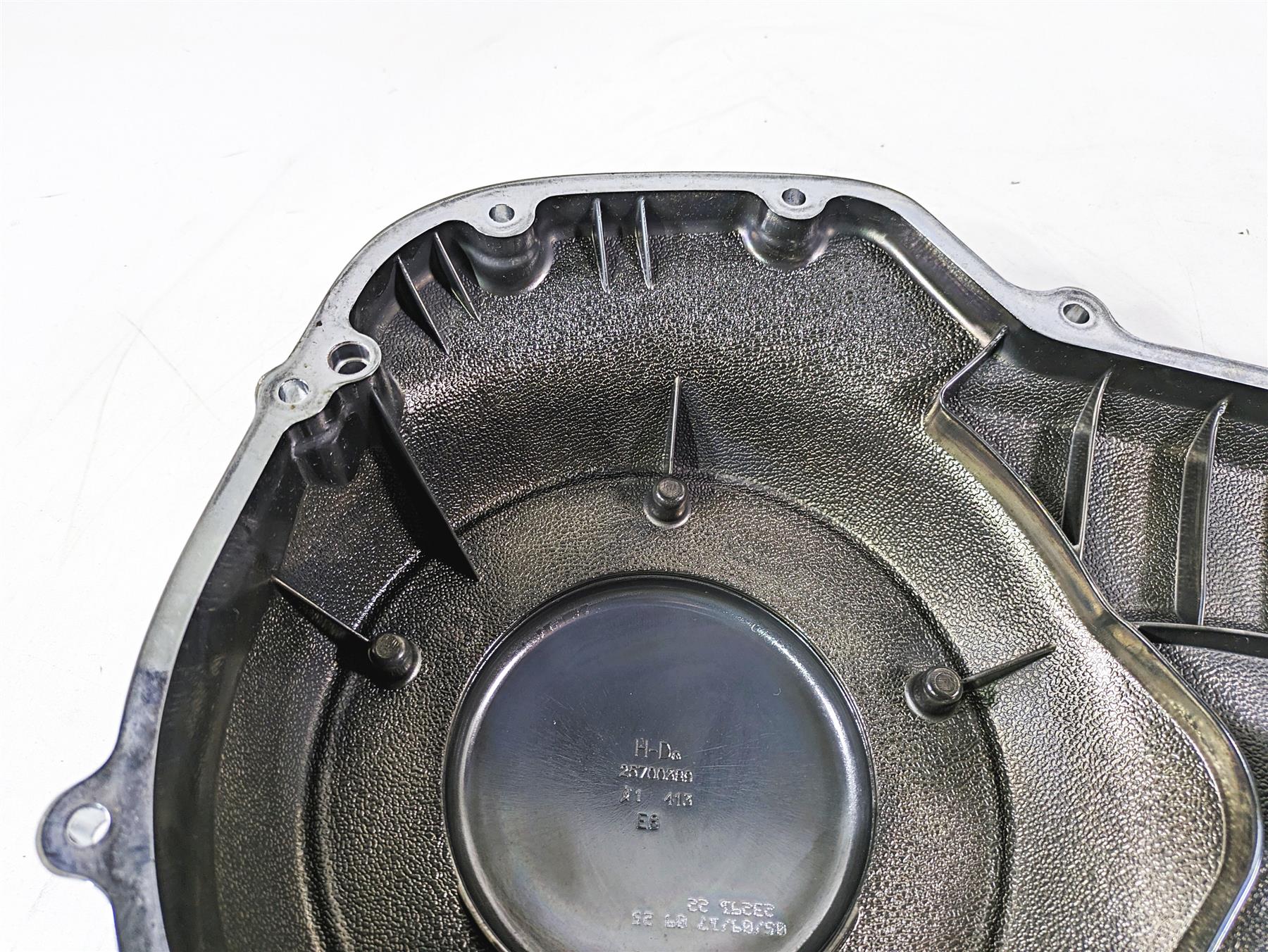 2017 Harley Touring FLTRXS Road Glide Outer Primary Drive Clutch Cover 25700377 {{ shop.shopifyCountryName }} - Mototech271