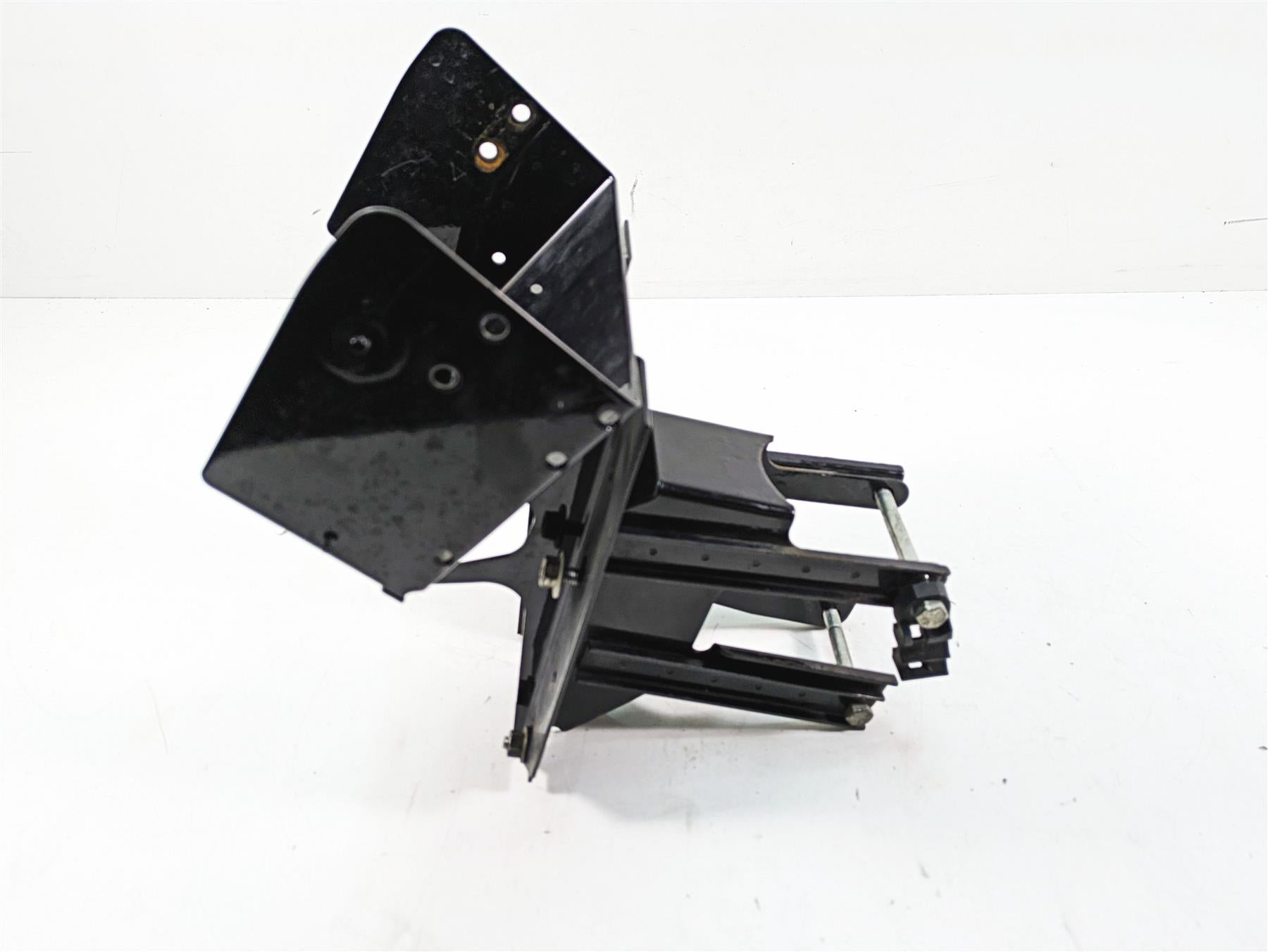2011 Harley Touring FLTRU Road Glide Front Fairing Mount Holder Bracket 58530-10 {{ shop.shopifyCountryName }} - Mototech271