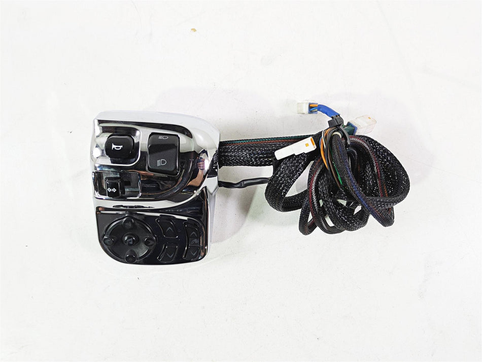 2017 Indian Chieftain Limited Chrome Left Hand Control Switch Audio 4015197 {{ shop.shopifyCountryName }} - Mototech271