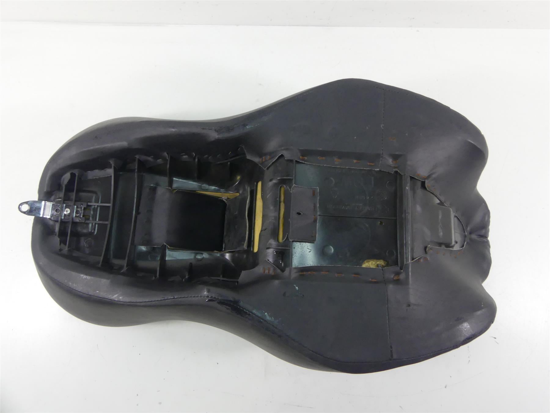 2014 Harley Touring FLHTK Electra Glide Duo Seat Saddle Low 52000033 {{ shop.shopifyCountryName }} - Mototech271