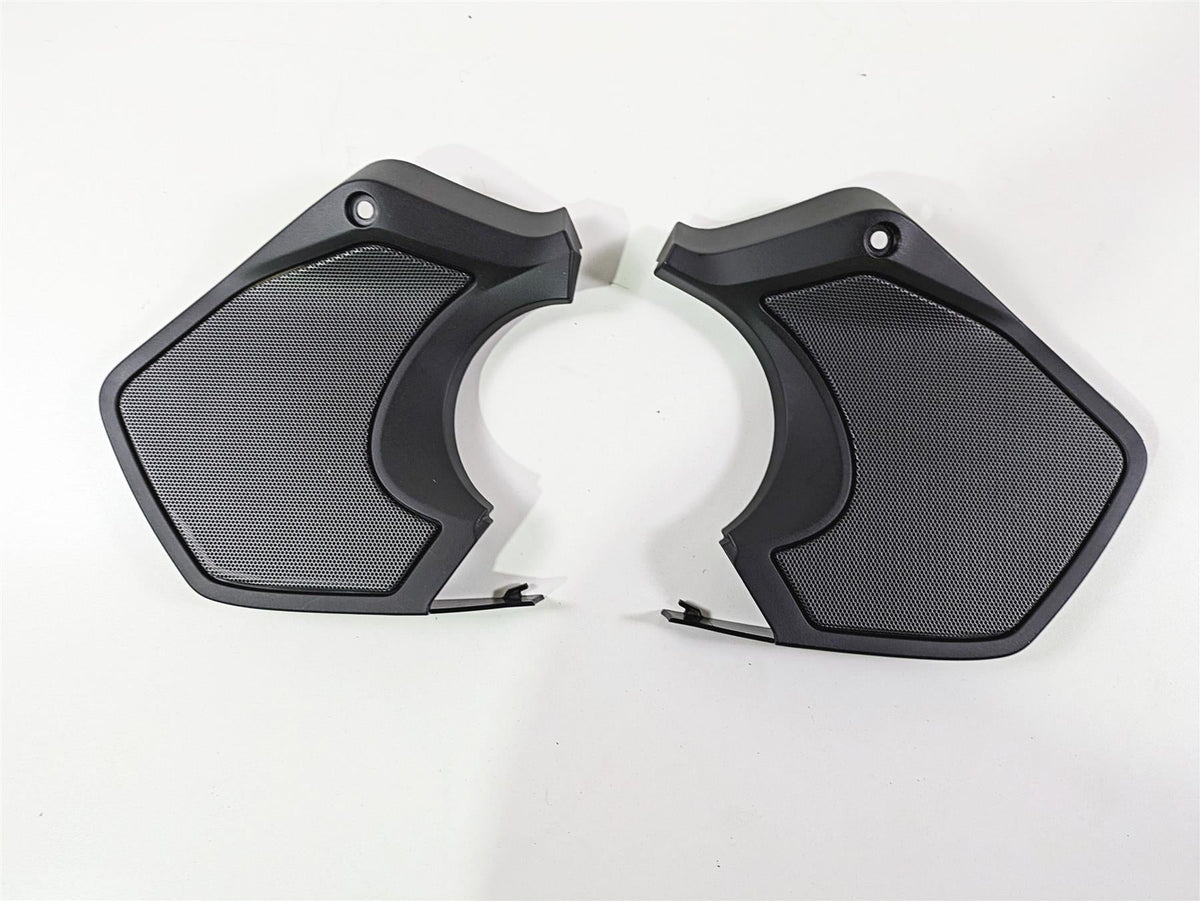 2019 BMW R1250RT K52 Speaker Cover Fairing Cover Set 46638529411 46638529412 {{ shop.shopifyCountryName }} - Mototech271