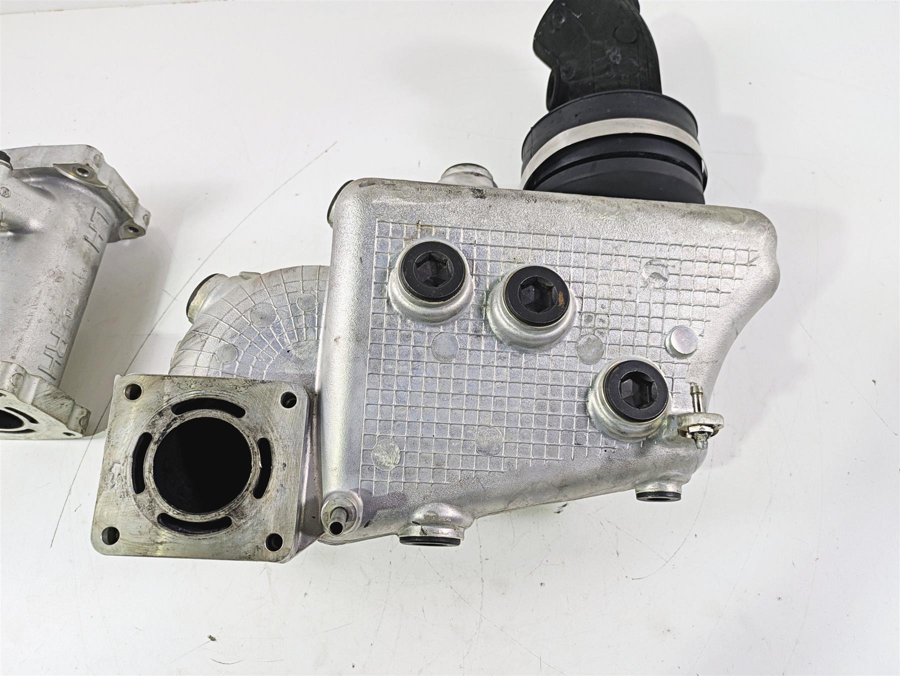 2004 Honda Aquatrax R-12X Exhaust Manifold Chamber 18310-HW3-671 {{ shop.shopifyCountryName }} - Mototech271