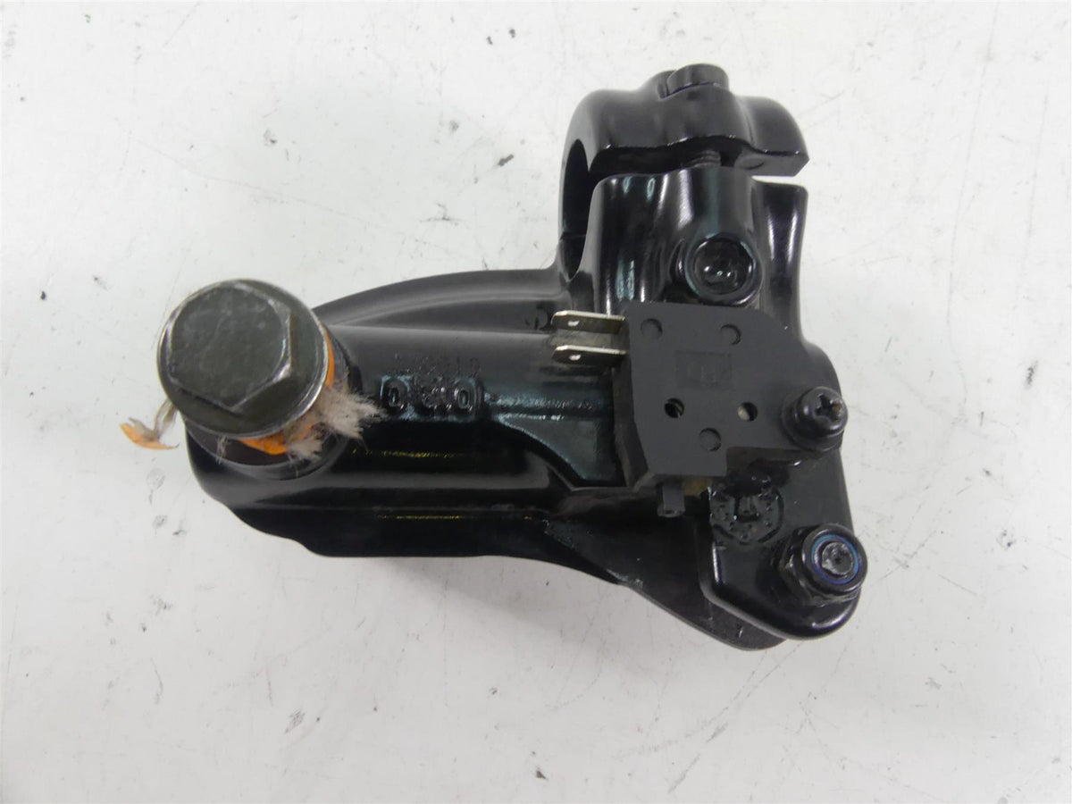 2016 Indian Scout Sixty Front Brake Master Cylinder 1912415 1912523 {{ shop.shopifyCountryName }} - Mototech271