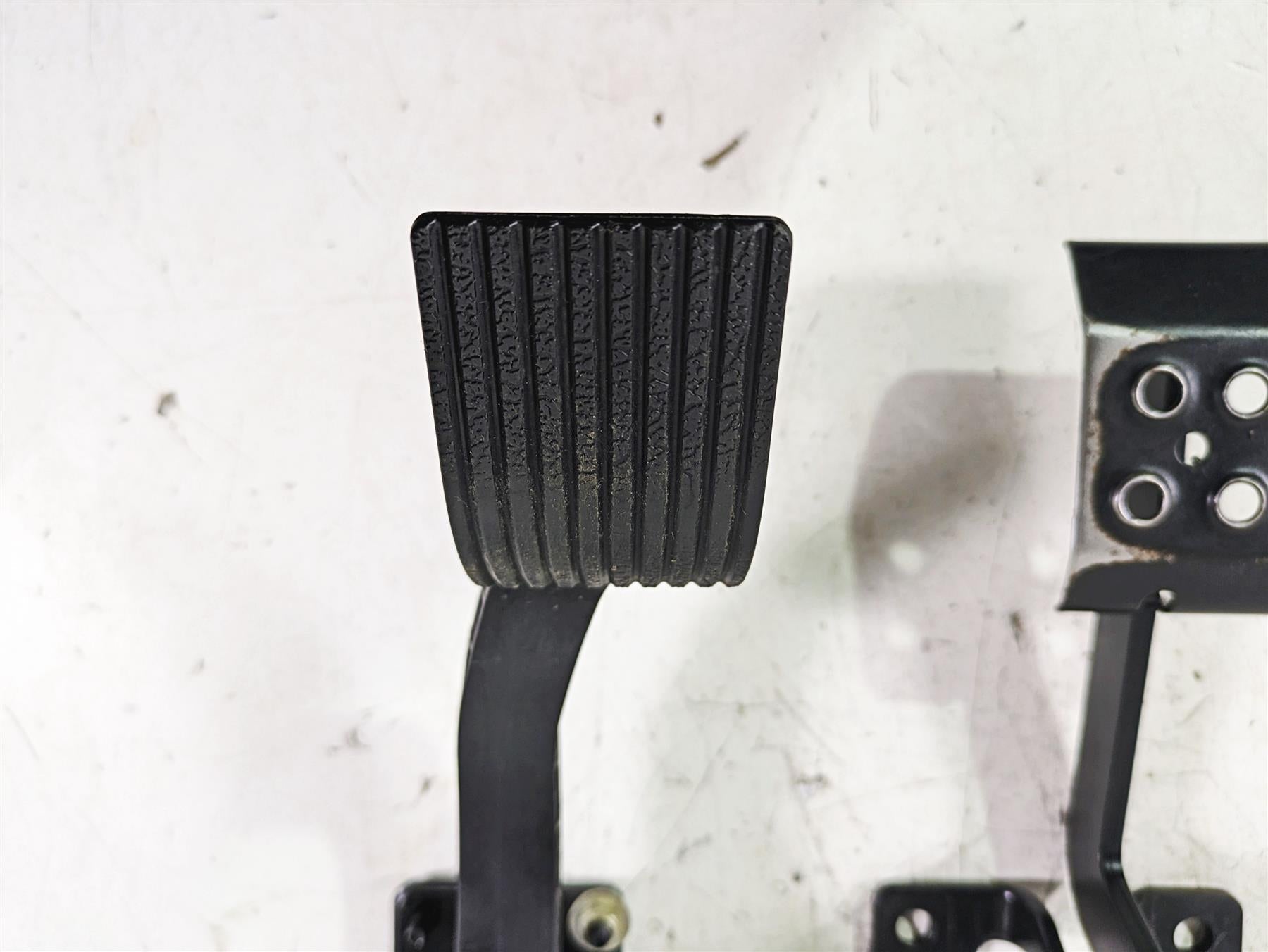 2020 Polaris RZR XP 1000 Turbo Brake & Accelerate Pedal Set 1019105 4014042 {{ shop.shopifyCountryName }} - Mototech271