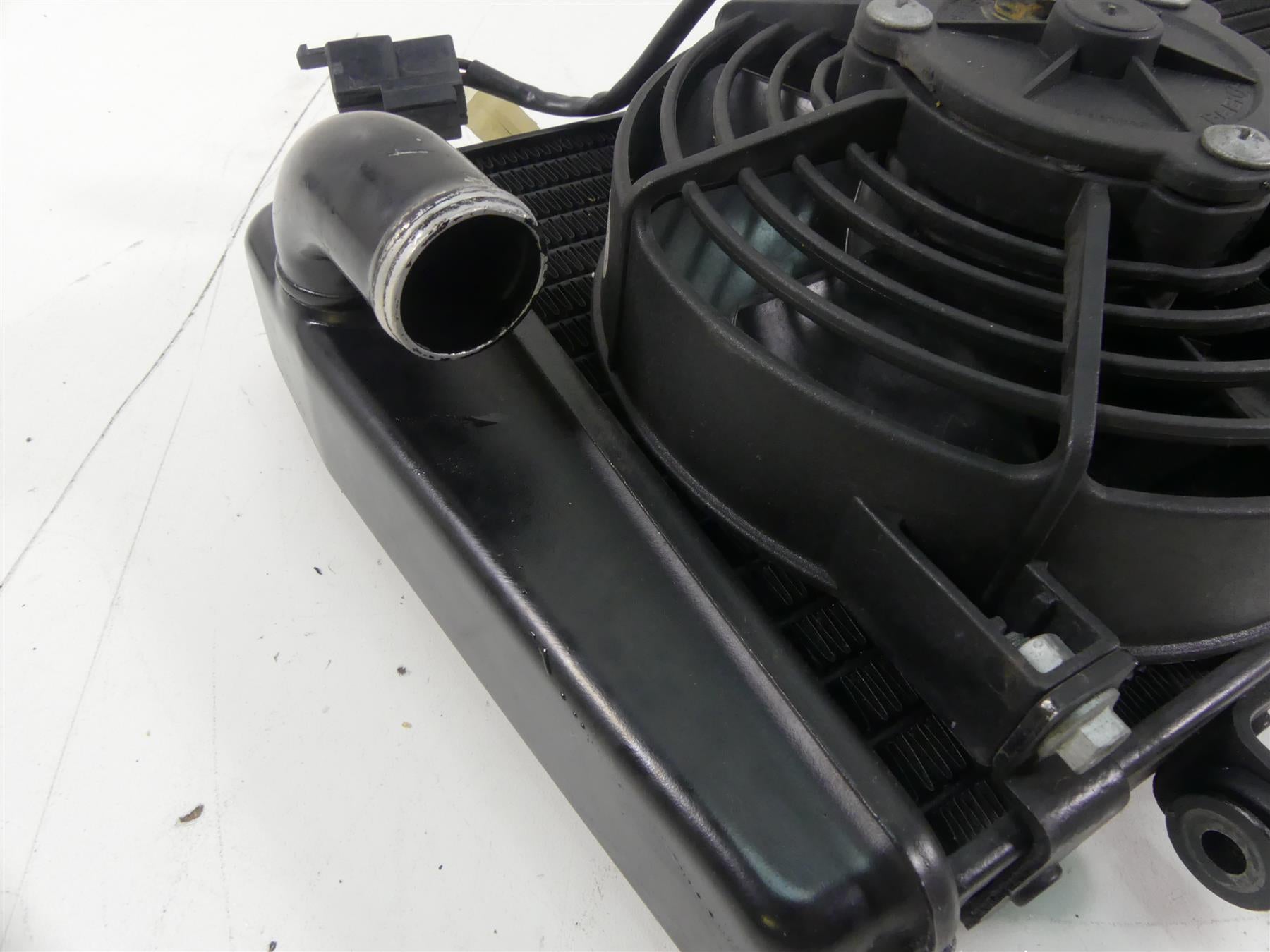 2004 Aprilia RSV1000 R Mille Radiator Fan Reservoir Hoses Set AP8104828 {{ shop.shopifyCountryName }} - Mototech271