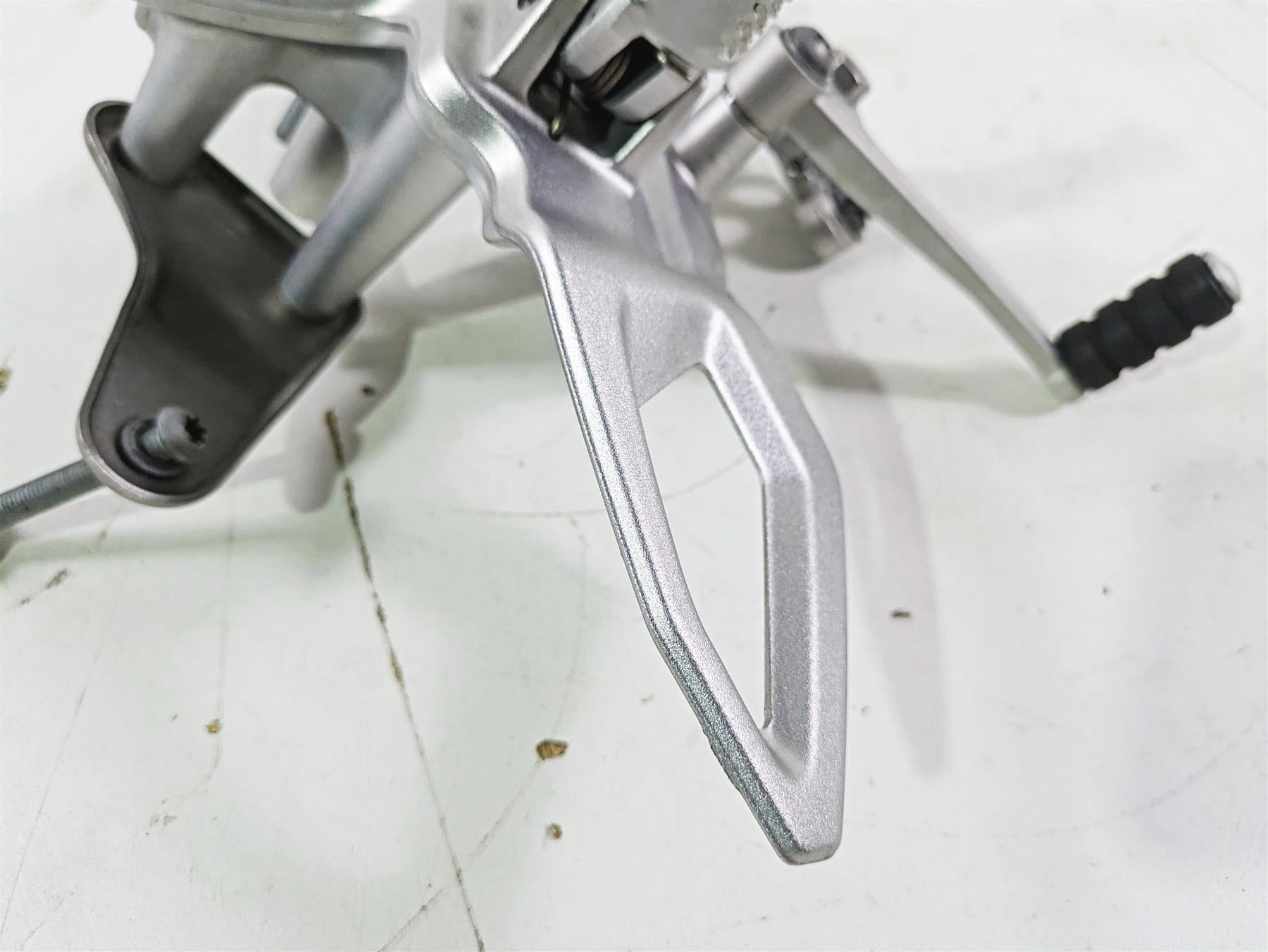 2016 BMW F800R K73 Left Rider Foot Peg Shifter Set 8527863 46718534959 {{ shop.shopifyCountryName }} - Mototech271