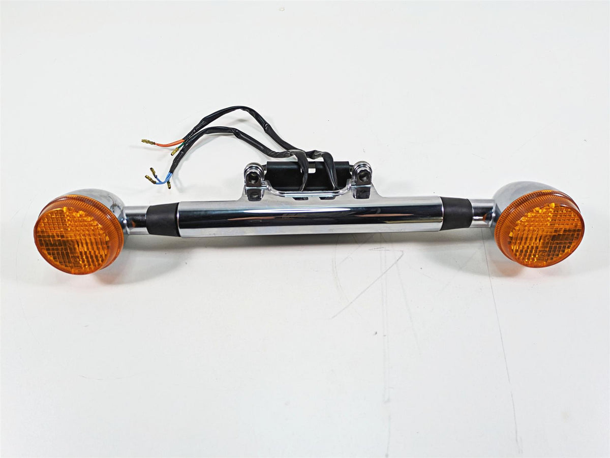 2006 Honda V-Twin VTX1300 R Front Blinker Turn Signal Set Bar 33490-MBA-000 {{ shop.shopifyCountryName }} - Mototech271