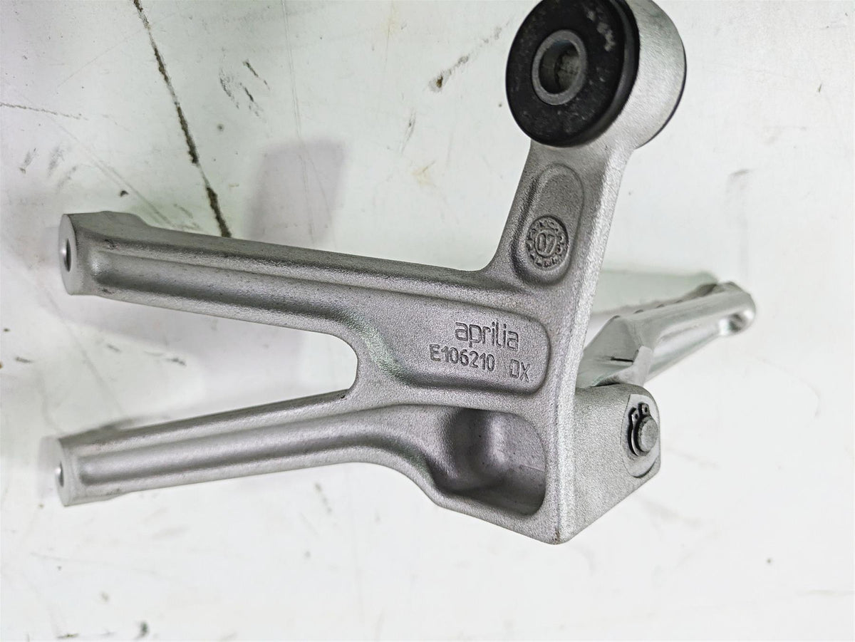 2008 Aprilia RSVR 1000 Factory Rear Passenger Foot Peg Set AP8154071 AP8154072 {{ shop.shopifyCountryName }} - Mototech271