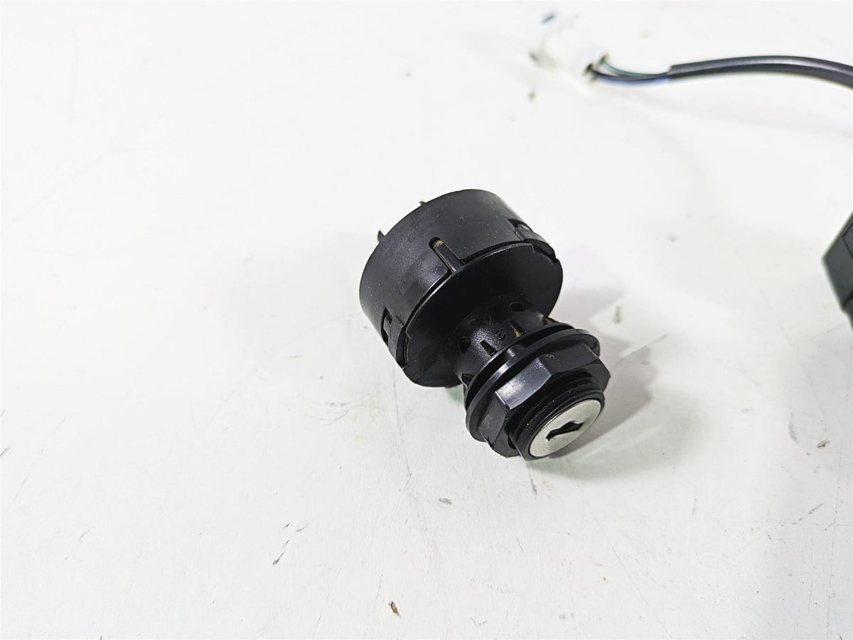 2022 Yamaha YXZ1000 R Ignition Light Awd Switch Set 1XD-H2510-10-00 {{ shop.shopifyCountryName }} - Mototech271