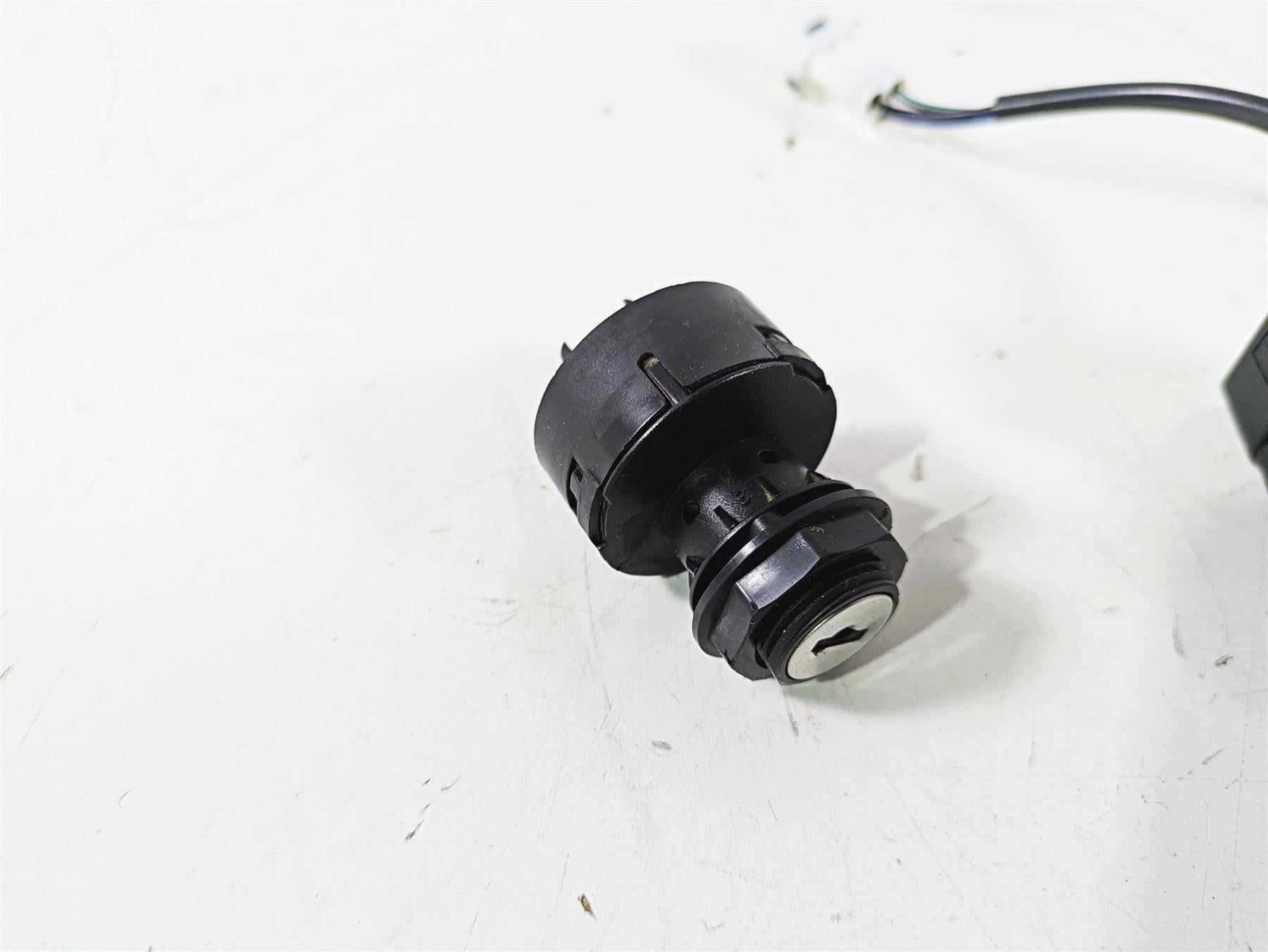 2022 Yamaha YXZ1000 R Ignition Light Awd Switch Set 1XD-H2510-10-00 {{ shop.shopifyCountryName }} - Mototech271