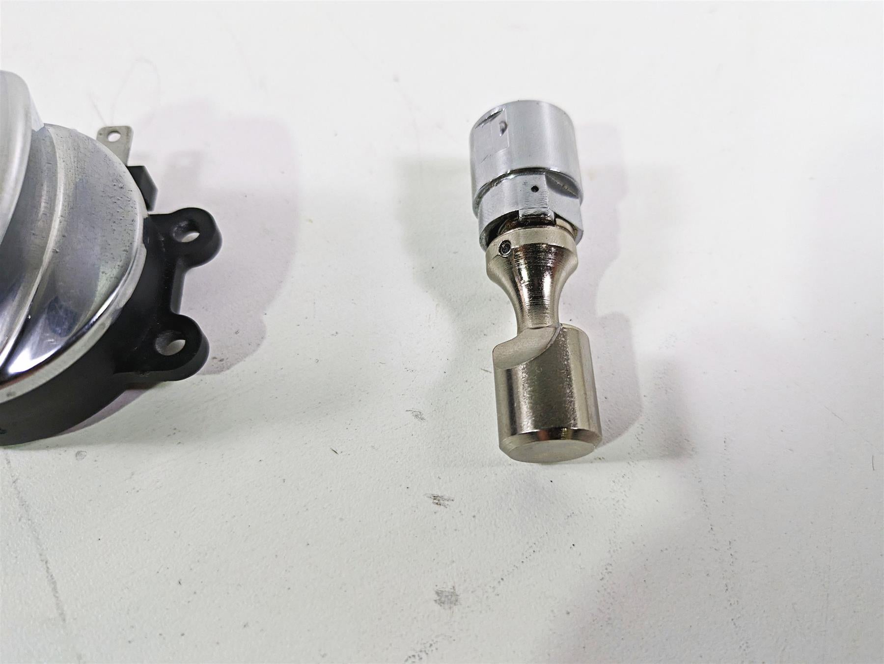 2008 Harley FLSTC Softail Heritage Ignition Switch Key Lock Set 71450-04 {{ shop.shopifyCountryName }} - Mototech271