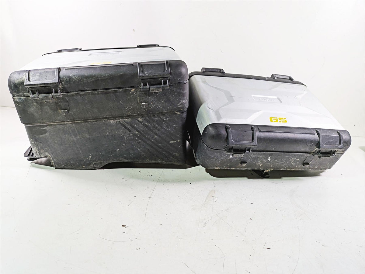 2018 BMW R1200GS GSW K50 Left Right Vario Case Saddlebags Set 77409899411 {{ shop.shopifyCountryName }} - Mototech271