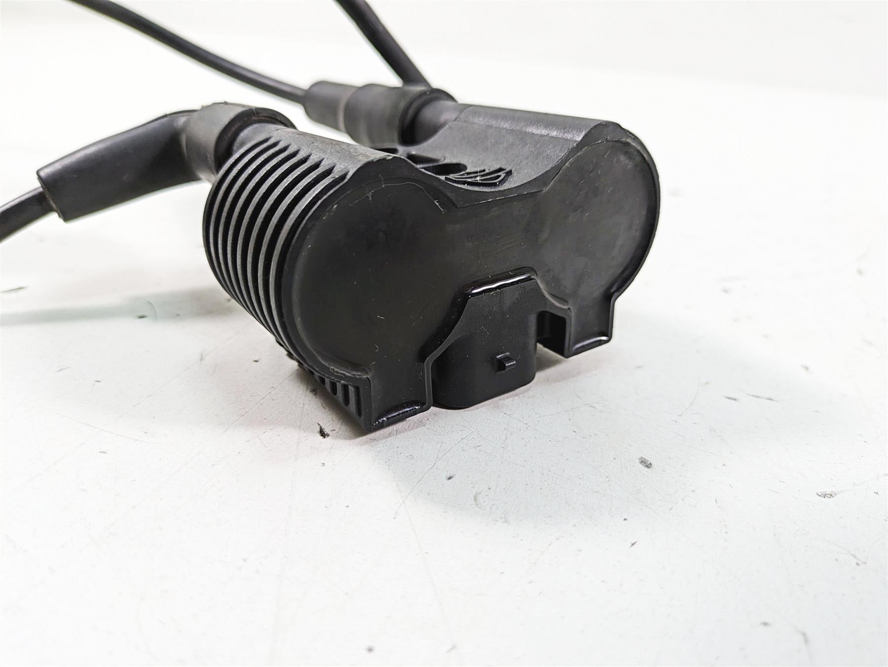 2019 Harley XL883N Sportster Iron Ignition Coil Wires & Plugs 31656-07 {{ shop.shopifyCountryName }} - Mototech271
