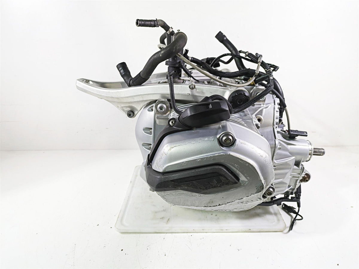 2014 BMW R1200 RT RTW K52 Running Engine Transmission 33K - Vid 11008389101 {{ shop.shopifyCountryName }} - Mototech271