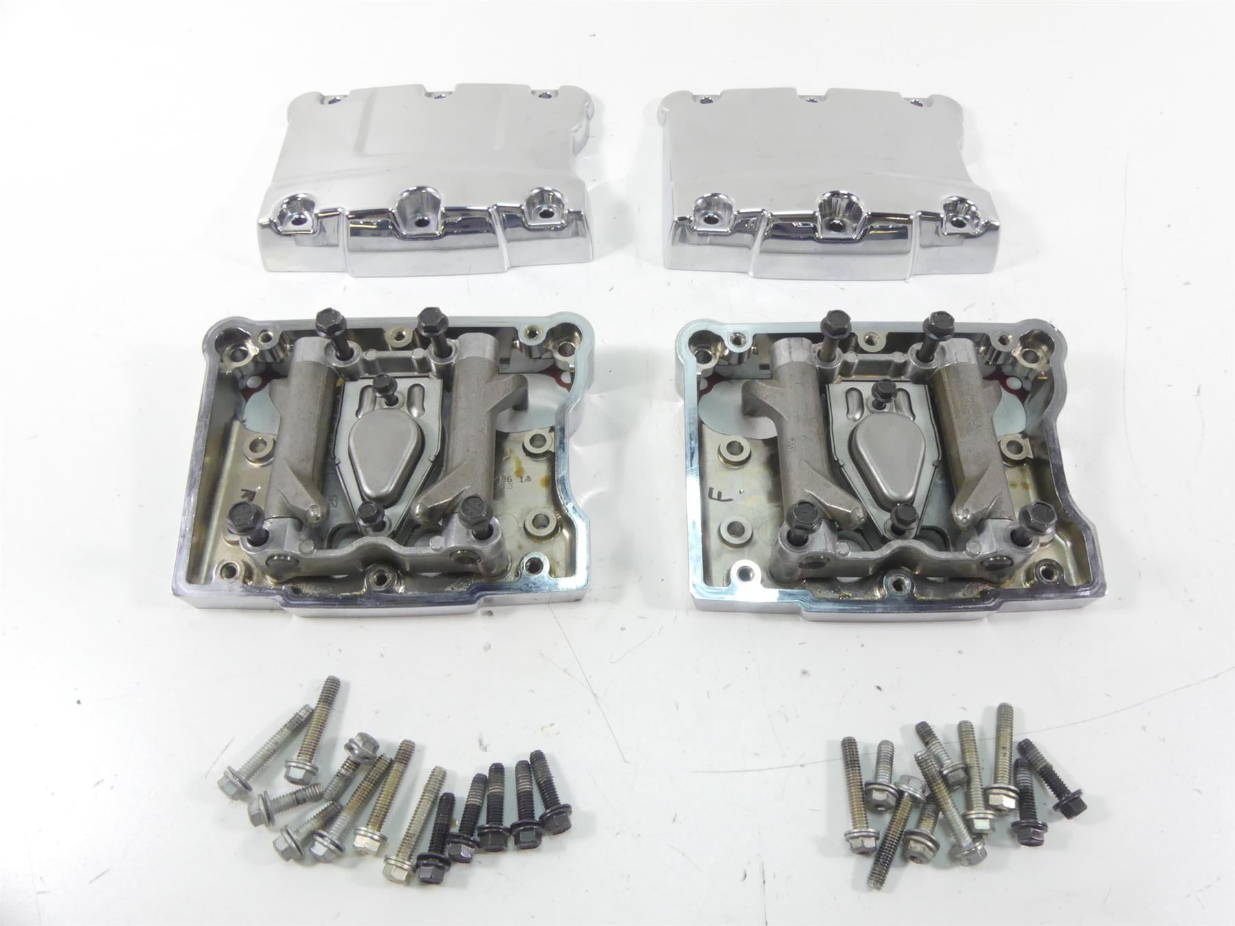 2014 Harley Touring FLHX Street Glide Valve Chrome Rocker Cover Set -9K 17571-99