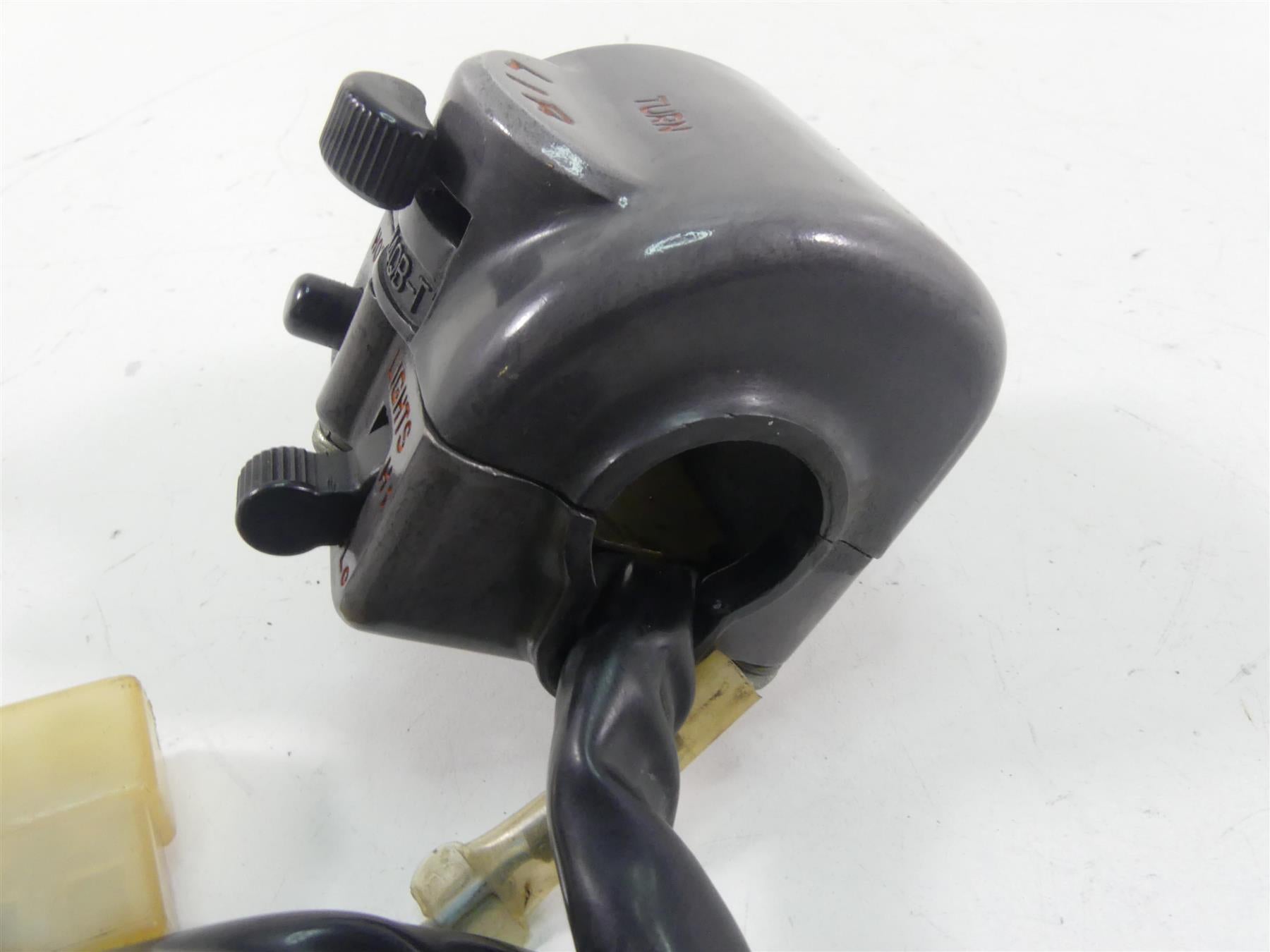 1977 Honda CB750 A Four Hondamatic Left Hand Control Switch 35200-393-771 {{ shop.shopifyCountryName }} - Mototech271