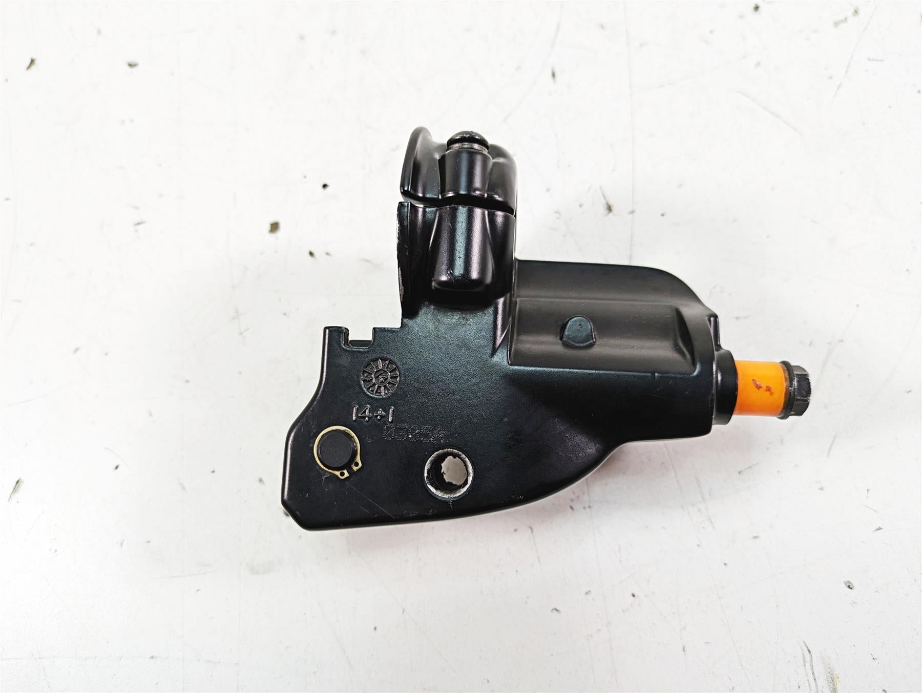 2015 Harley Touring FLHXS Street Glide Clutch Master Cylinder 11/16" 36700056C {{ shop.shopifyCountryName }} - Mototech271