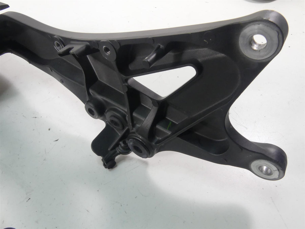 2015 Honda CBR1000 RR SC59 Rear Subframe & Inner Fender 50200-MFL-000ZA {{ shop.shopifyCountryName }} - Mototech271