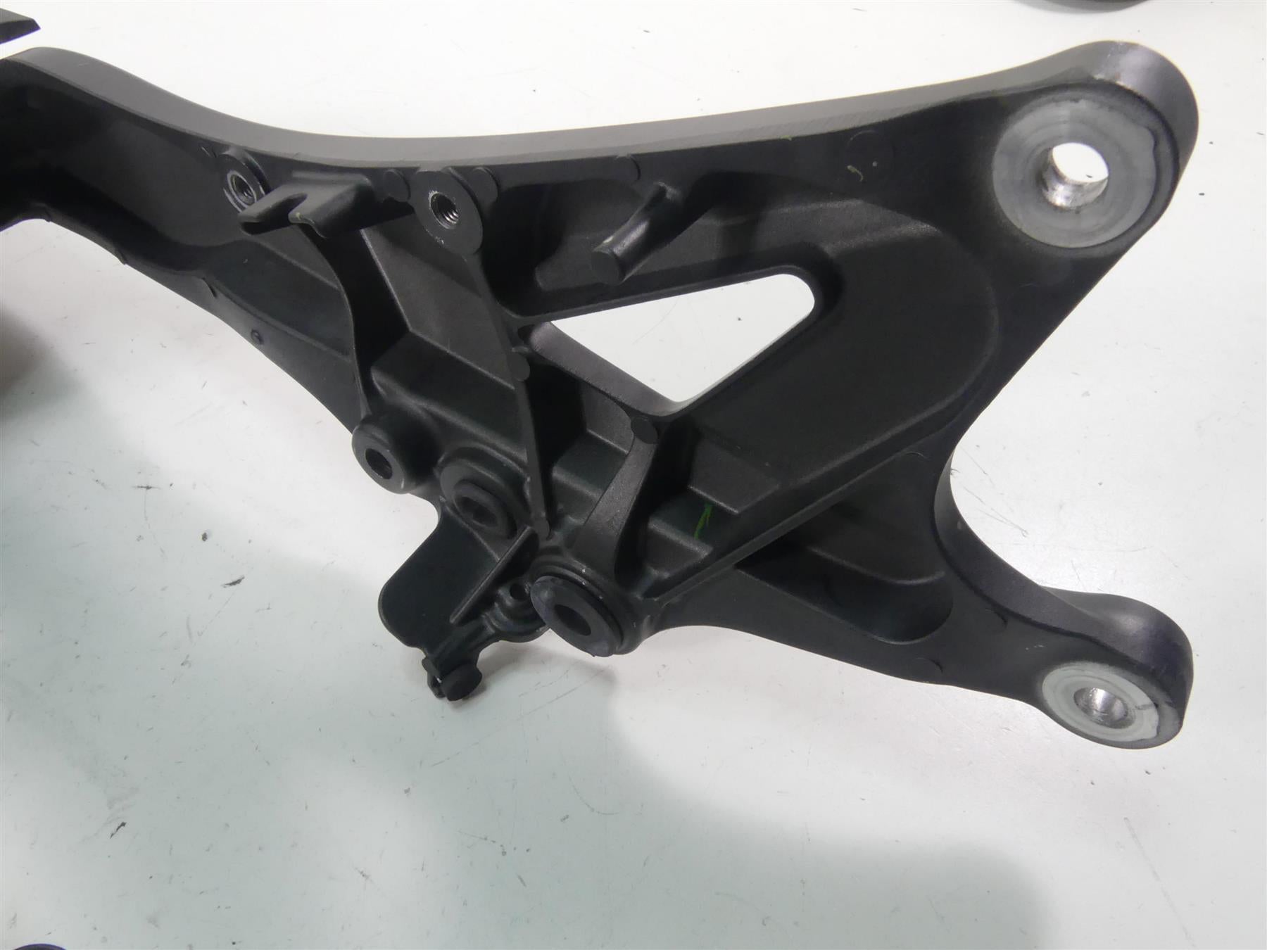 2015 Honda CBR1000 RR SC59 Rear Subframe & Inner Fender 50200-MFL-000ZA {{ shop.shopifyCountryName }} - Mototech271
